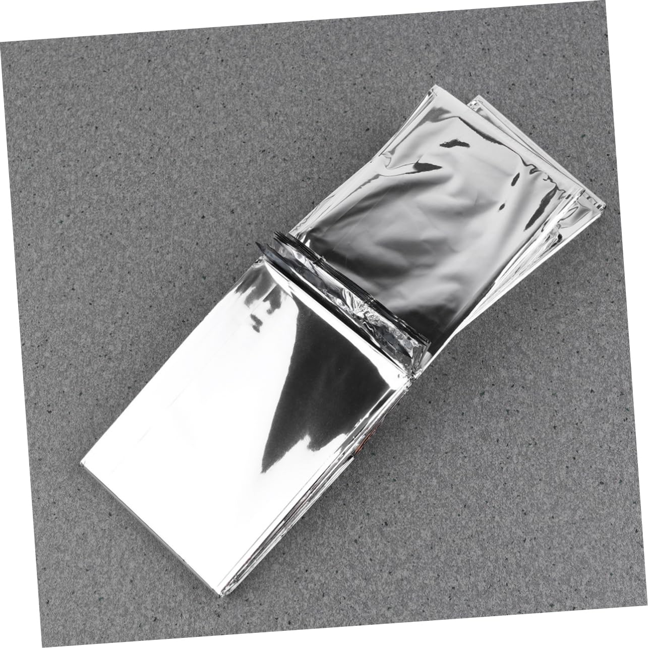 WOONEKY 5pcs Emergency Blanket Insulation Blanket Warm Blanket Safety Blanket Emergency Preparedness Round Air Rain Overalls Blanket Rescue Survival Blanket Reflective Blanket Silver