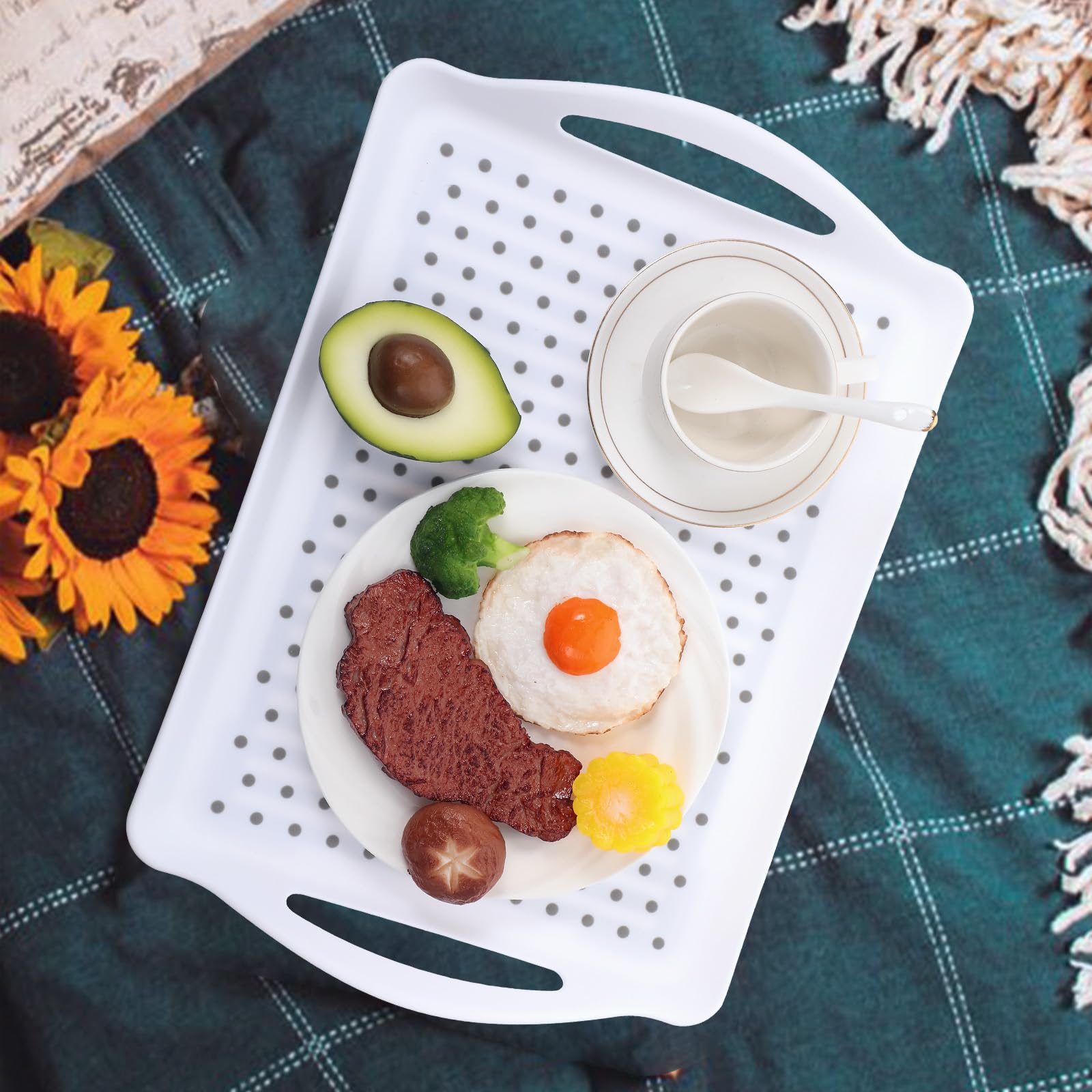 Rutschfestes Serviertablett mit Griffen, Silikon-Griffnoppen, Lebensmitteltabletts zum Essen, spülmaschinenfest, Knietabletts für Abendessen, Snacks, Obst, Dessert, Frühstück, Getränke, rechteckig
