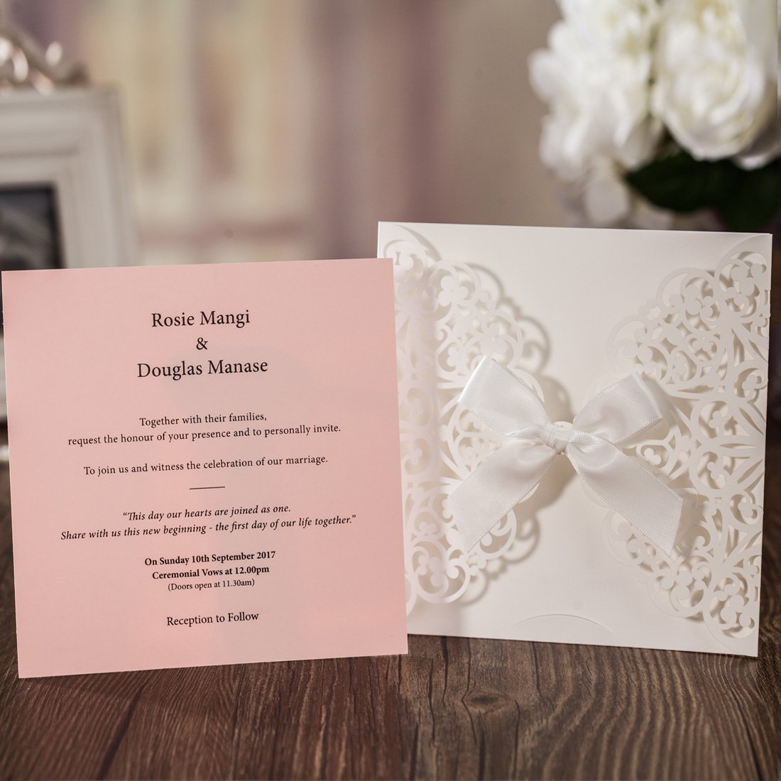 WISHMADE 5.9 X 5.9 Inch 50PCS Personalized Laser Cut Quinceanera Invitations With Envelopes Hollow Rose Pocket with Bowknot White & Pink Invitation Kit