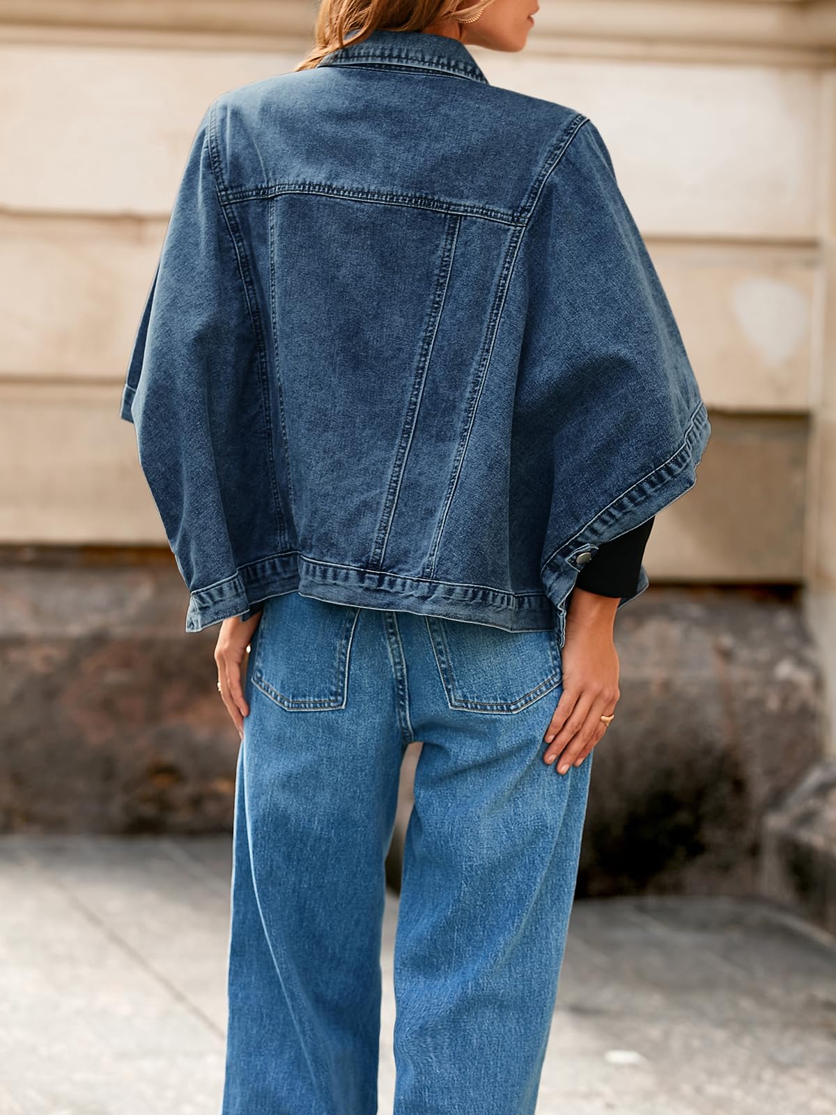 Tankaneo Veste en jean surdimensionnée à manches courtes en coton pour femme, cape tendance pour l'automne avec poches