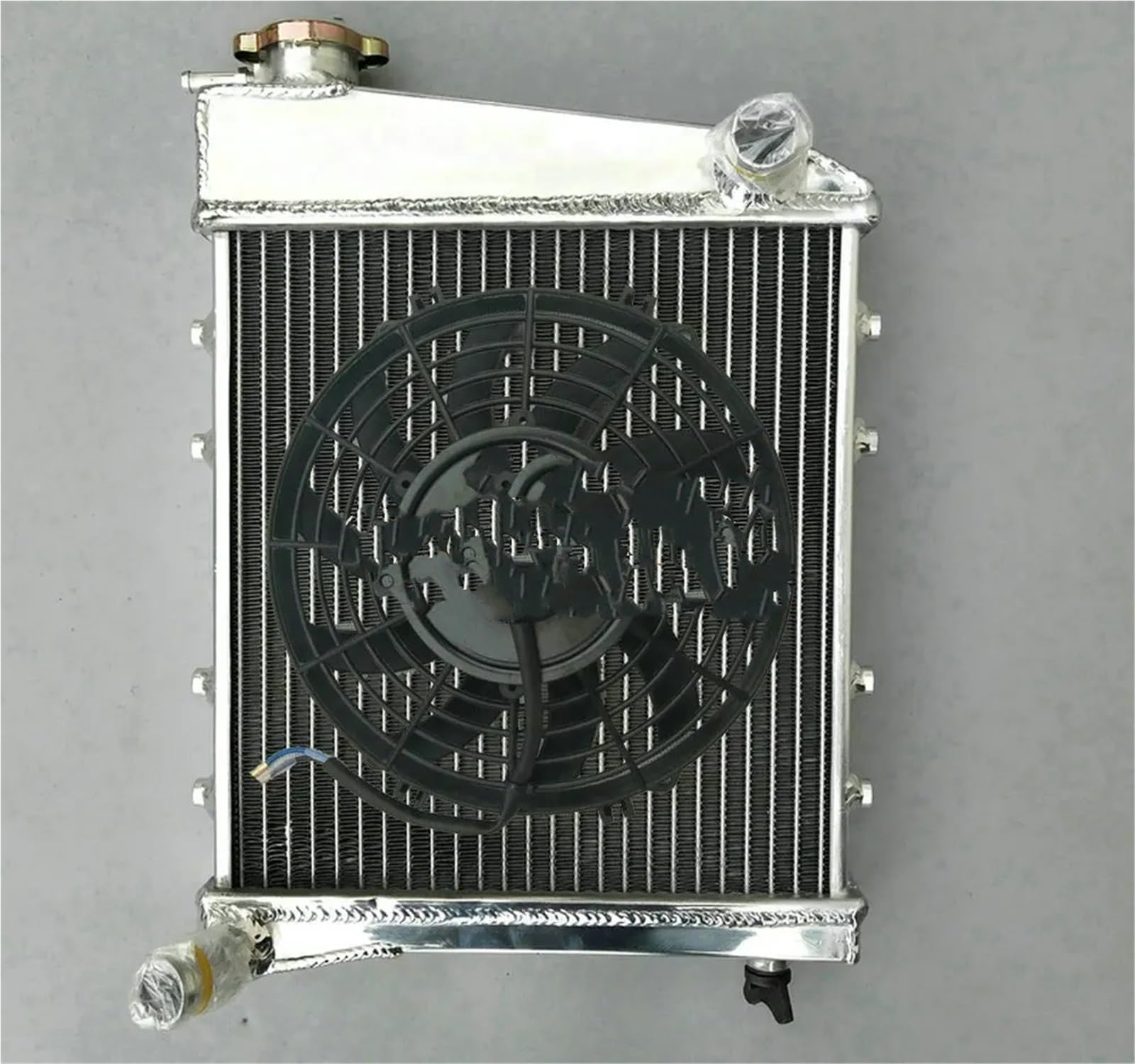 Zestaw Chłodzący,Radiator Do Austina Do Rovera Do Cooper S Morris 1275 GT MT 1967-1991 WSZYSTKIE MODELE I LUB Z WENTYLATOREM 40 MM GRZEJNIK ALUMINIOWY(Radiator And 1 Fan)