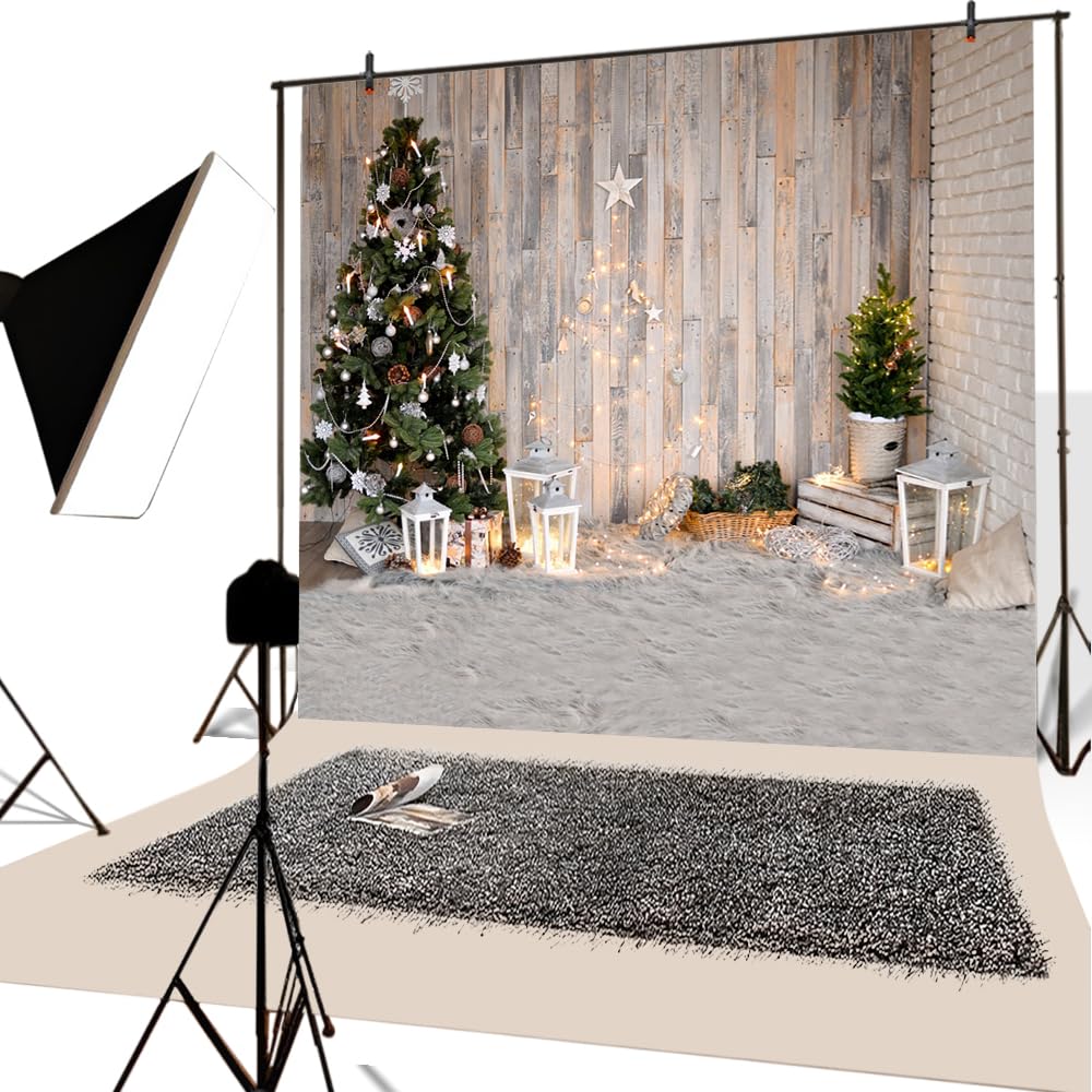 YongFoto 3x3m Vinile Sfondo Fotografico Natale Albero Shining Lights Lantern Carpet Ric Wood Plank Interior Fondale Foto Festa Bambini Boby Nozze Adulto Partito Studio Fotografico Puntelli