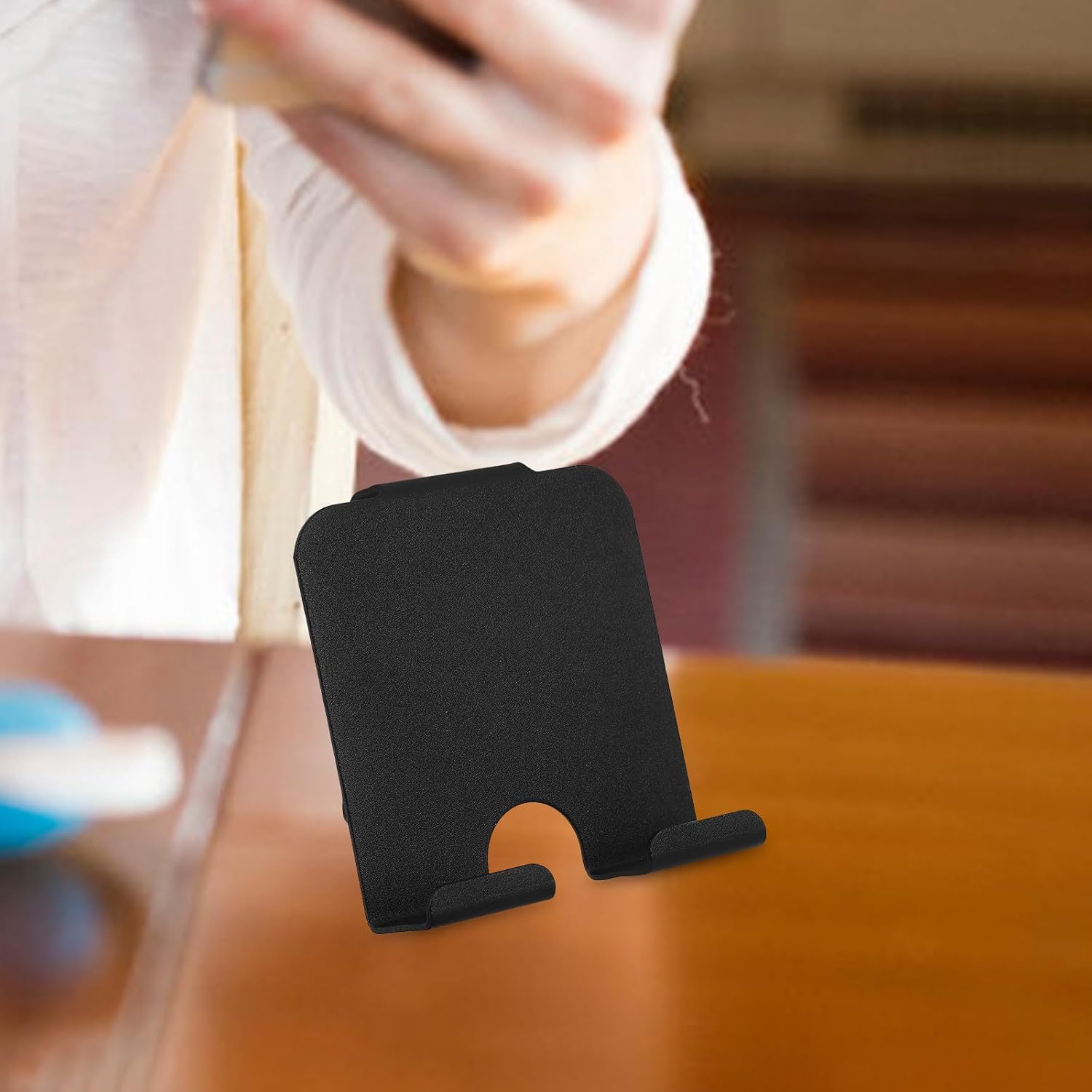 Veemoon Iron Phone Stand for Tablets and Phones Decorative Desktop Display image 4