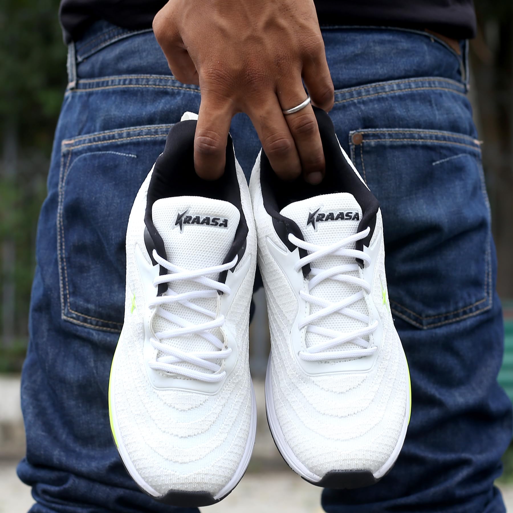 Kraasa Zapatillas de correr para hombre | Plantilla de EVA acolchada suave | Zapatos para caminar y gimnasio para hombre, White1, 10 UK