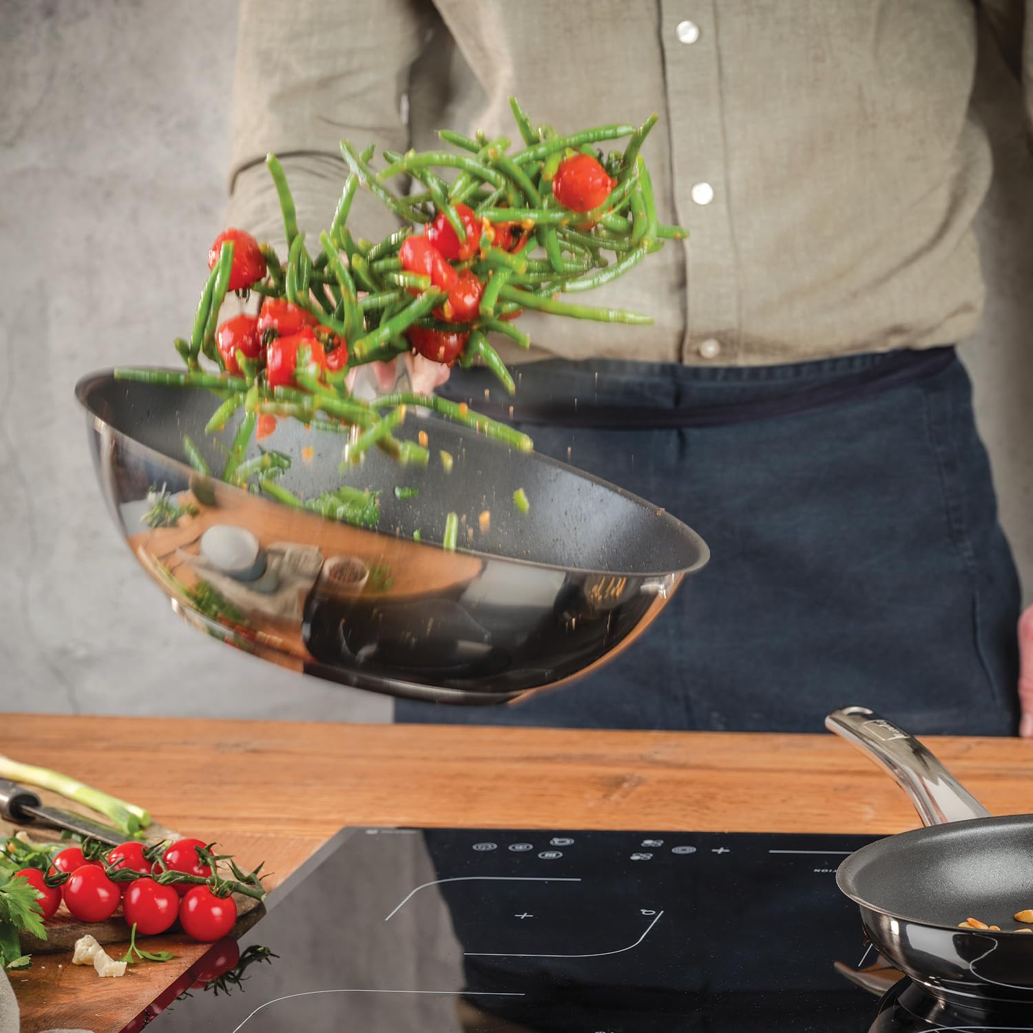 Berndes Stielwok Injoy Special Edition – Wokpfanne aus Edelstahl, Wok für Induktion, beschichtet, 28 cm
