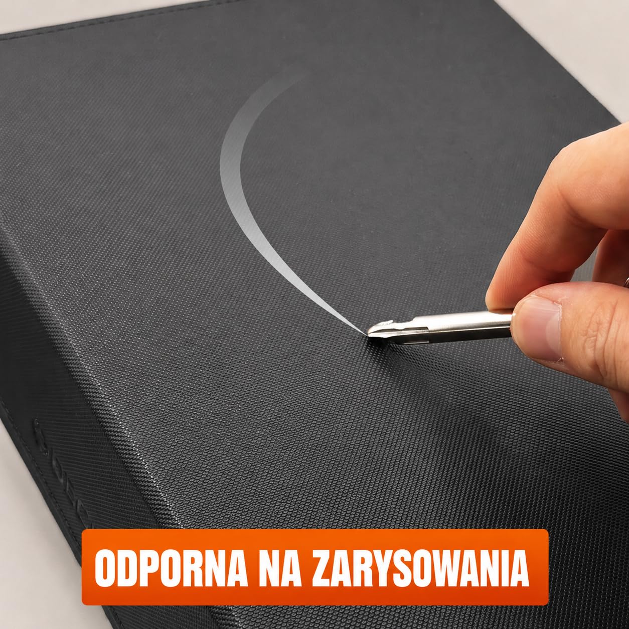GECO® Pudełko na 2400+ kart kolekcjonerskich – Czarne | Magnetyczny deck box z 12 przegródkami i 4 blokadami – Pudełko premium na karty i akcesoria