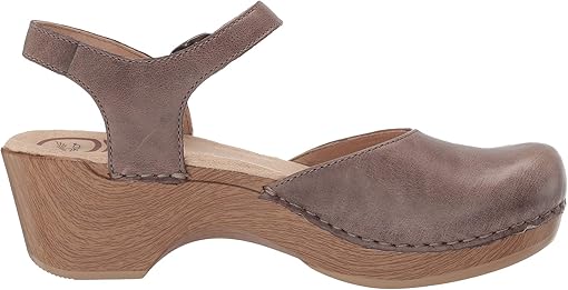 dansko abigail flat