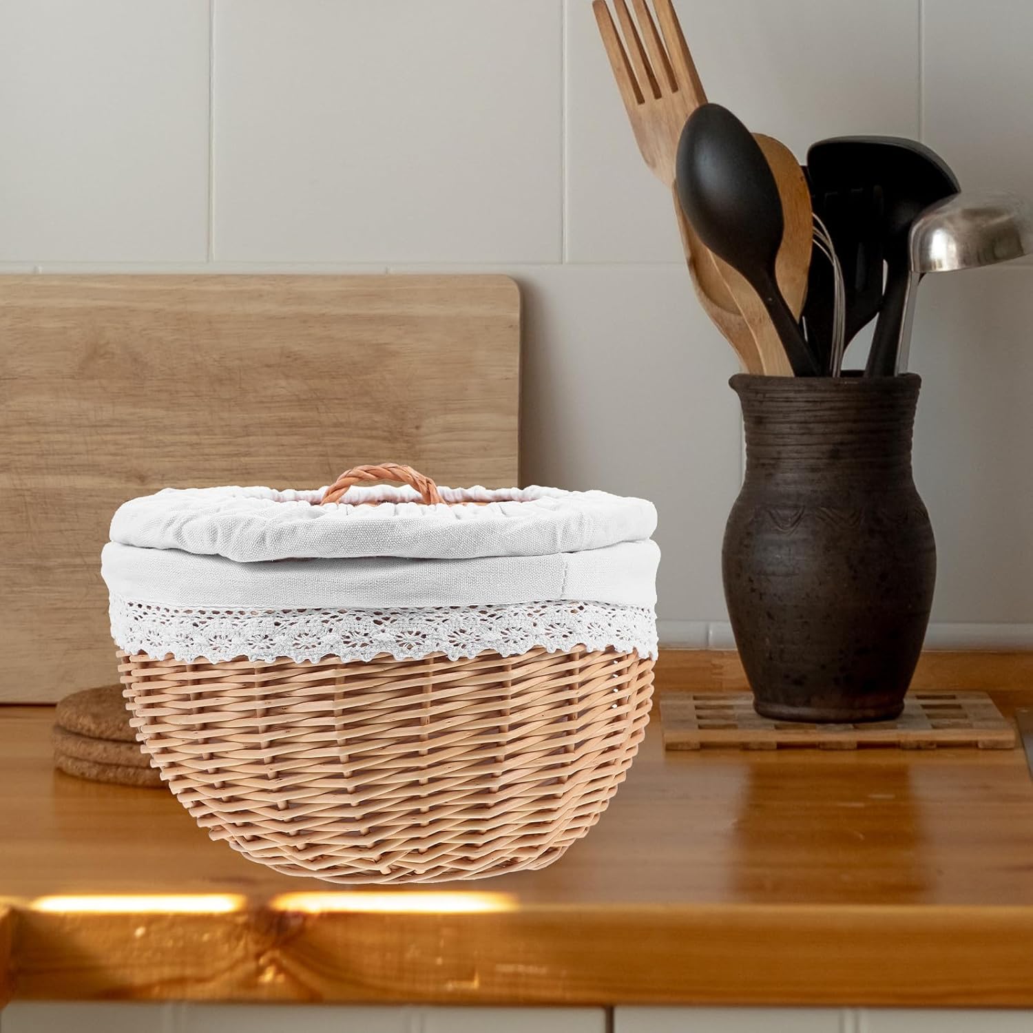 Wicker Bread Basket with White Liner Small 25cm Diameter Handwoven Food Storage Basket for Snacks and Pastry Serving