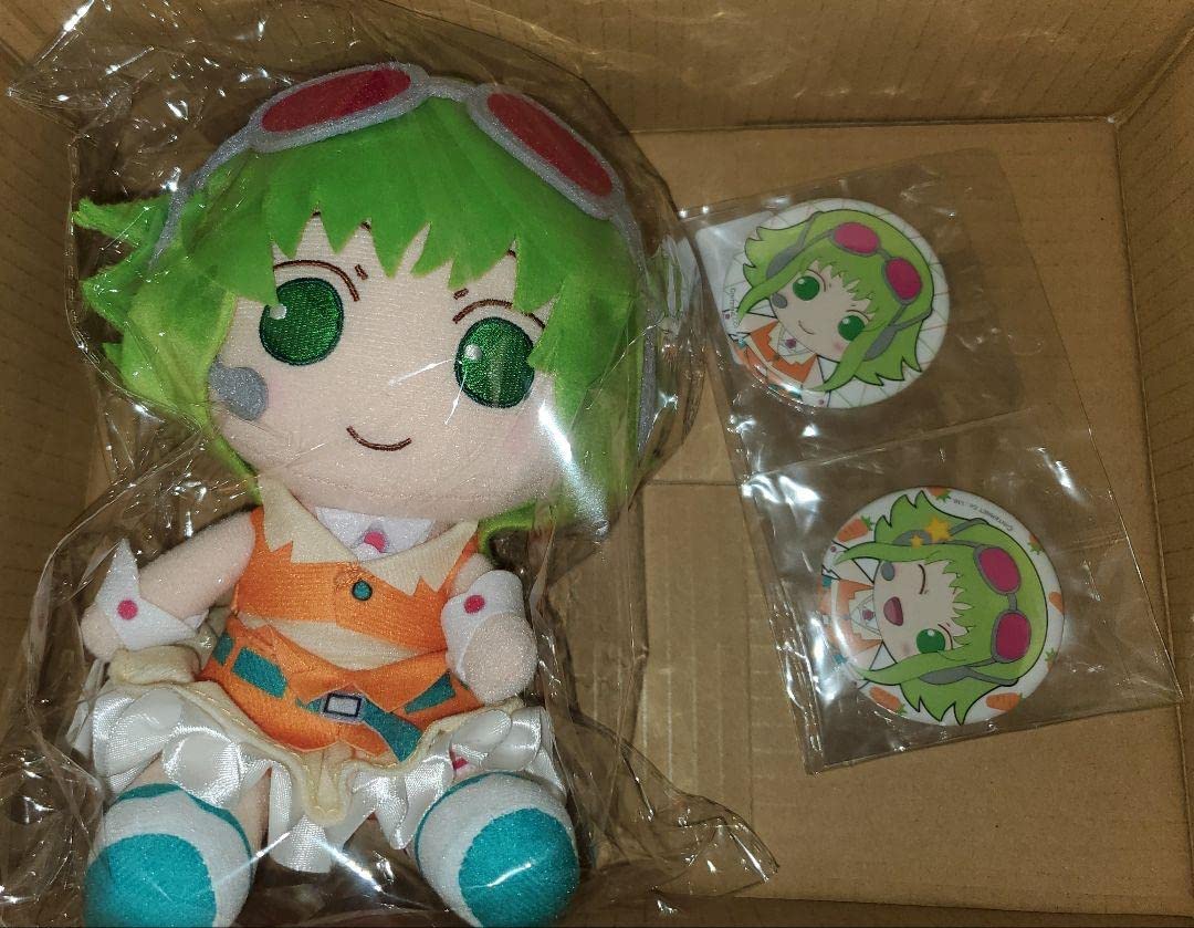 Amazon.co.jp: GUMI おすわりぬいぐるみ 缶バッジ AHSストア限定 