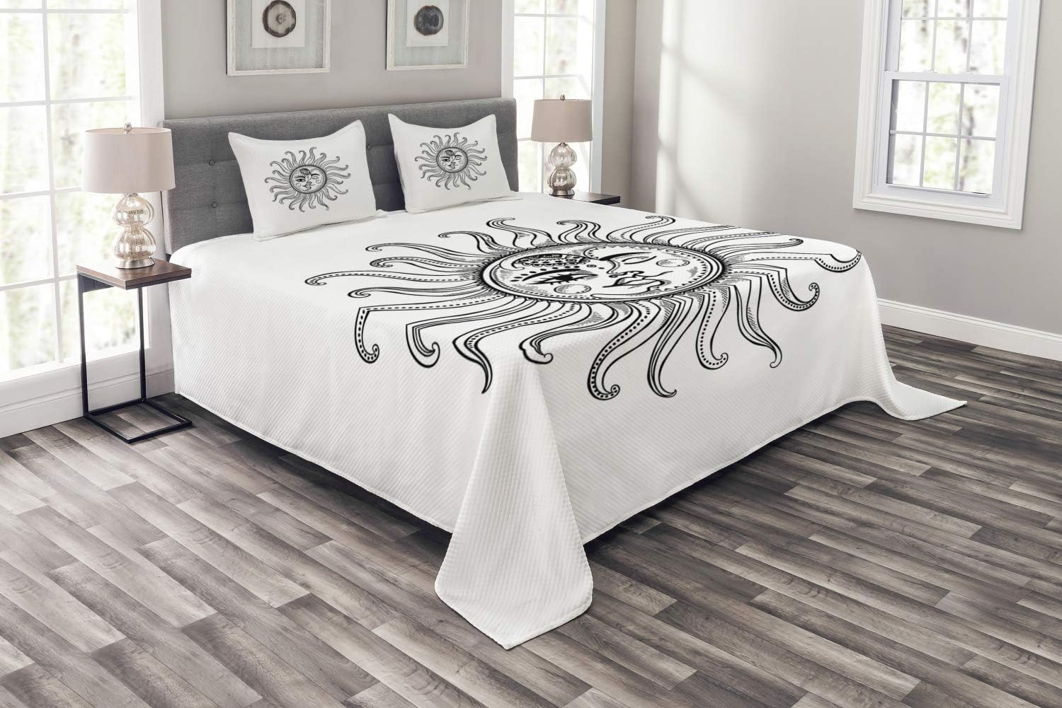 Ambesonne Sun Bedspread Set, Doodle Style Vintage Retro