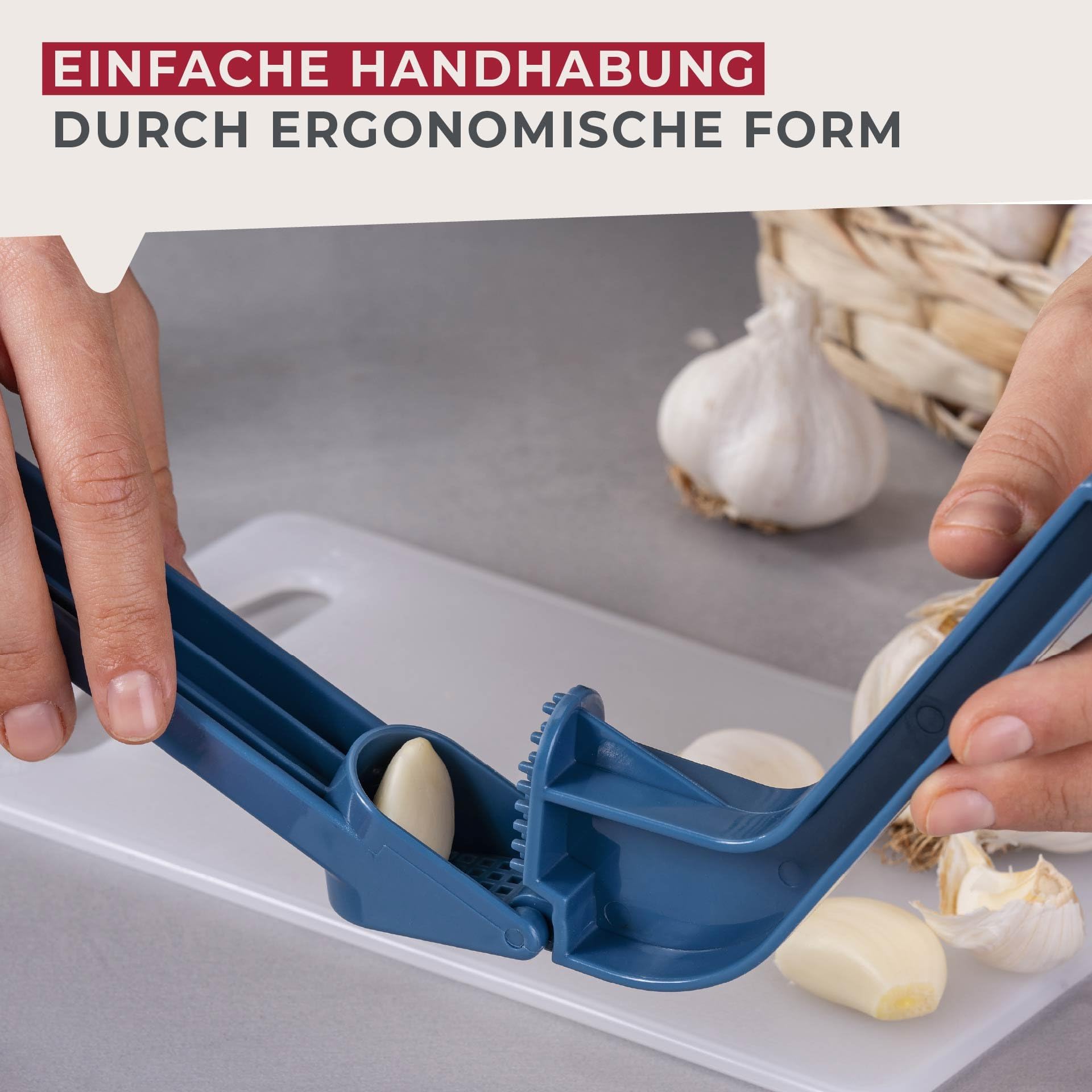 Fackelmann Essential wyciskarka do czosnku – ergonomiczna konstrukcja, ciemnoniebieska, lekka i nadaje się do mycia w zmywarce, srebrna