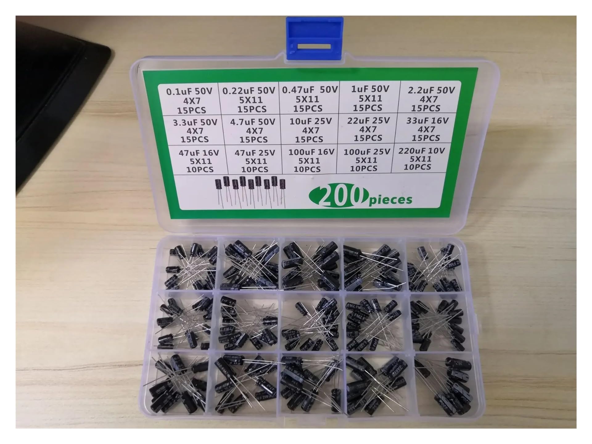ICXLPMC 1box 15Value-200pcs Aluminum Electrolytic Capacitor Kit 10V/16V/25V/50V 220uf 100uf 47uf 33 22 10 4.7 3.3 2.2 1 0.47 0.22 0.1 Uf