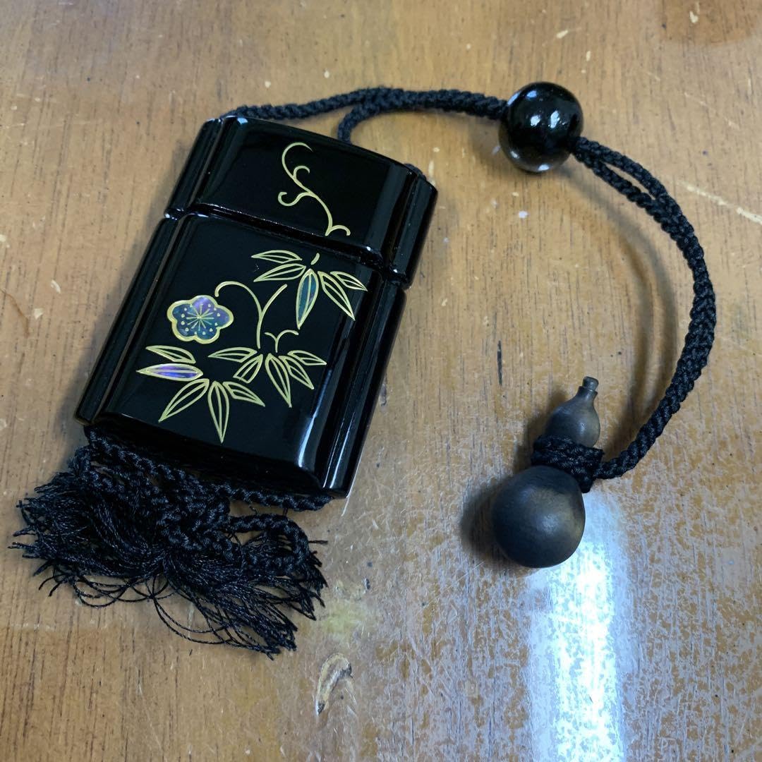 送料無料 時代物　竹形印籠・銅製瓢箪形薬入　★希少★ 送料無料 時代物 竹形印籠・銅製瓢箪形薬入 ☆希少☆