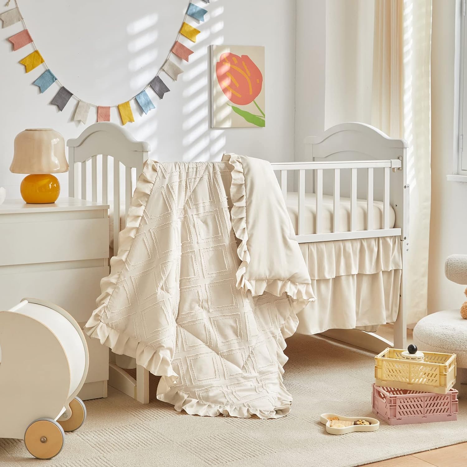Juego de ropa de cama para cuna pequeña de 3 piezas, edredón acolchado con volantes y sábana bajera ajustable y falda de cama con volantes, bonita ropa de cama desgastada para bebé, solo para cuna,