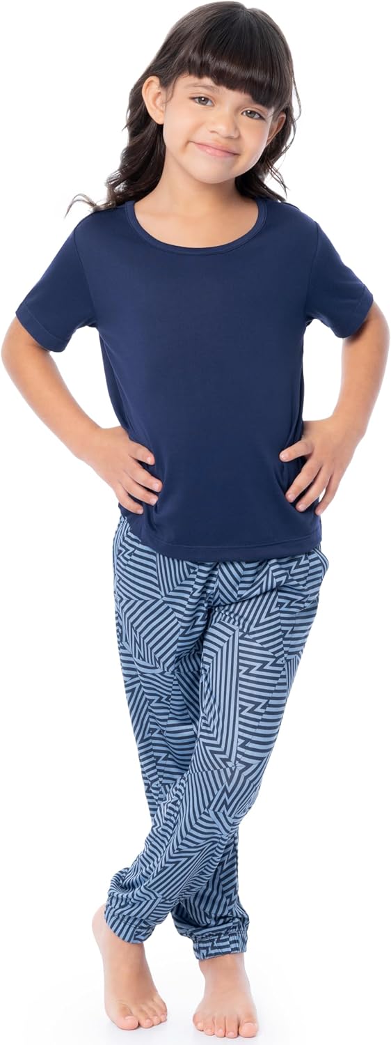 Fruit of the Loom Girls' Getaway Loose Fit 4-piece Pajama Set