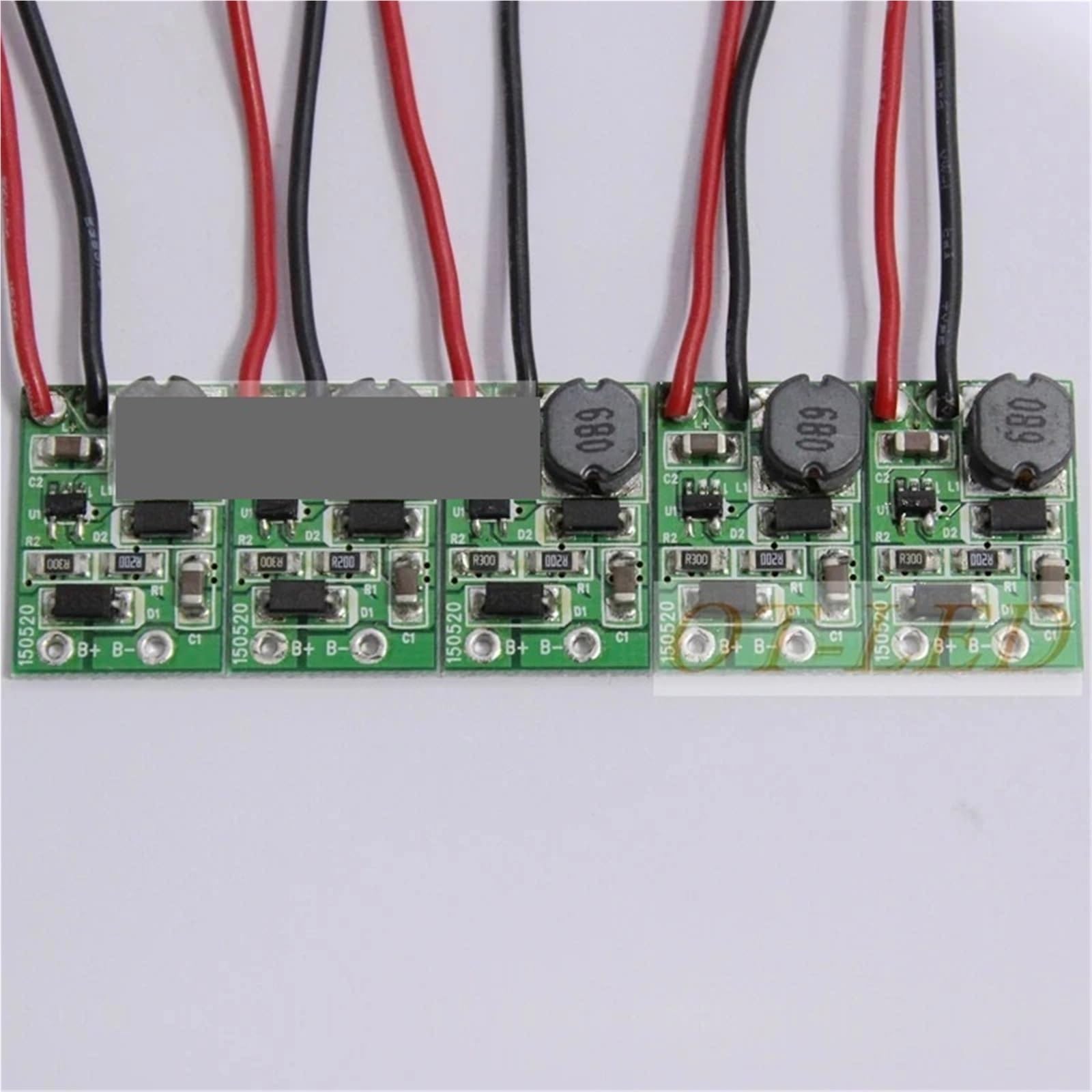 5 ou 10 transformateurs LED 12 V/24 V 10 W for LED 3 x 3 W 9-12 V 900 mA haute puissance (pour projecteurs/spots).(200pcs 700mA)