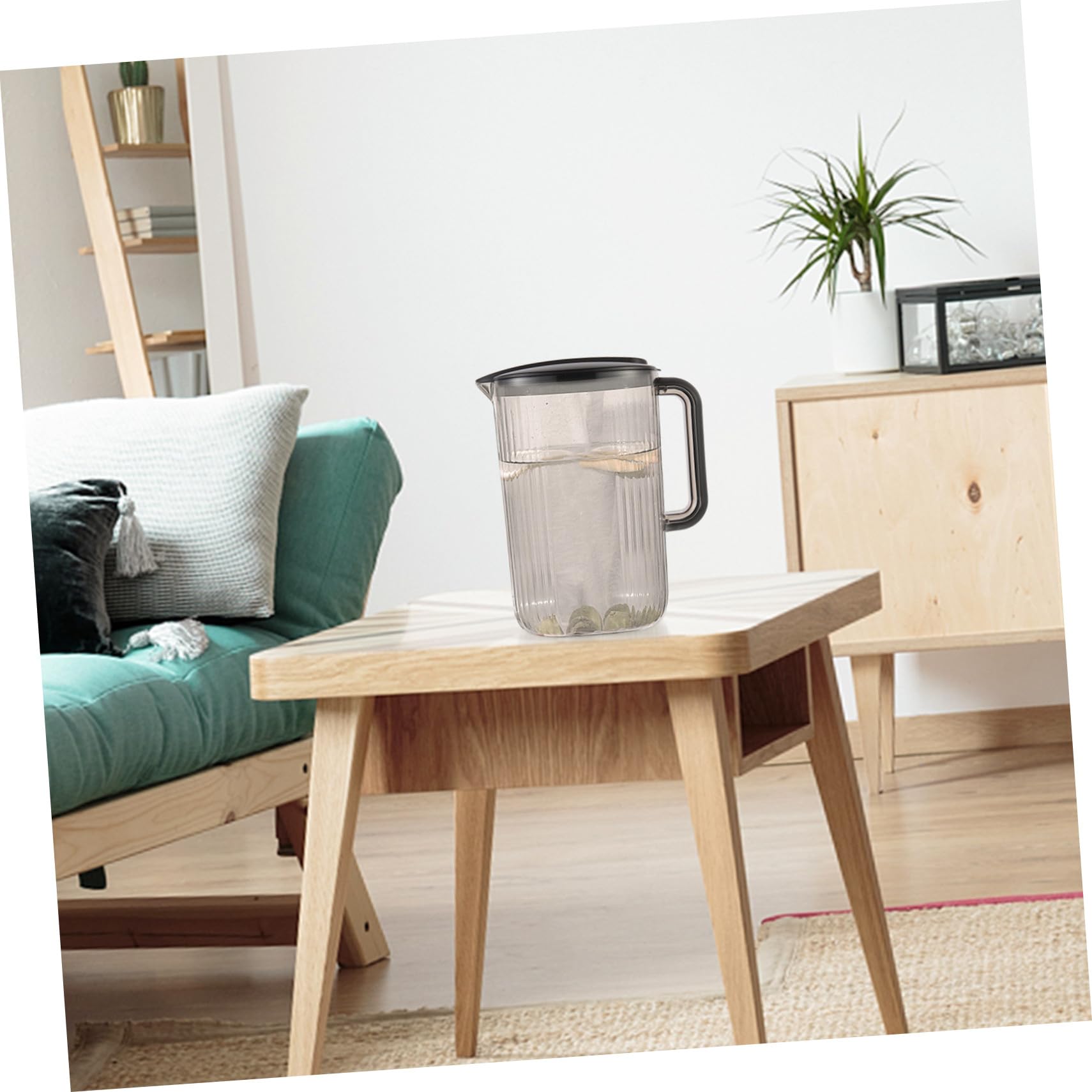 Jarra de Agua Fría de Plástico As 2200ml Negra para Hogar | Ligera y Portátil, Gran Capacidad, Apta para Leche y Té Floral, Uso en Hotel y Cocina