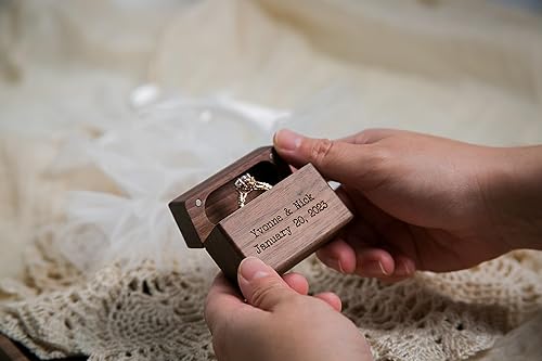 Vista 10 de MUUJEE Grow Old With Me Engraved Wooden Ring Box, Slim Engagement Proposal Ring Holder, Wedding Ceremony Ring Bearer Box, Fiance Gift Ideas