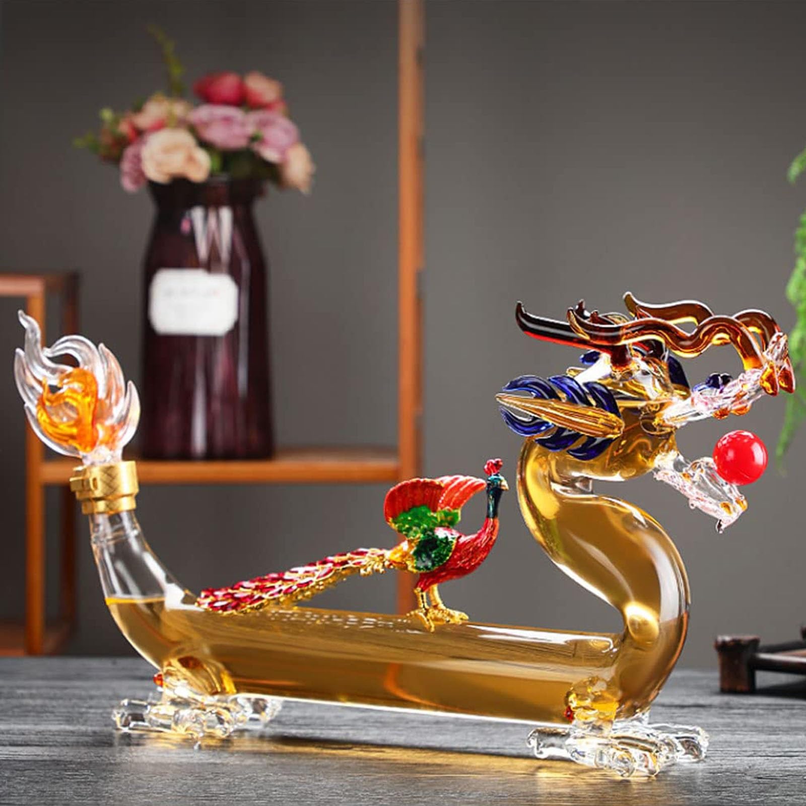 Karafka do dekantatora wina - butelka whisky, karafka do whisky smok i karafka ze szkła zodiaku, dozownik likieru feniks stojący na smoku, rzeźby zwierząt