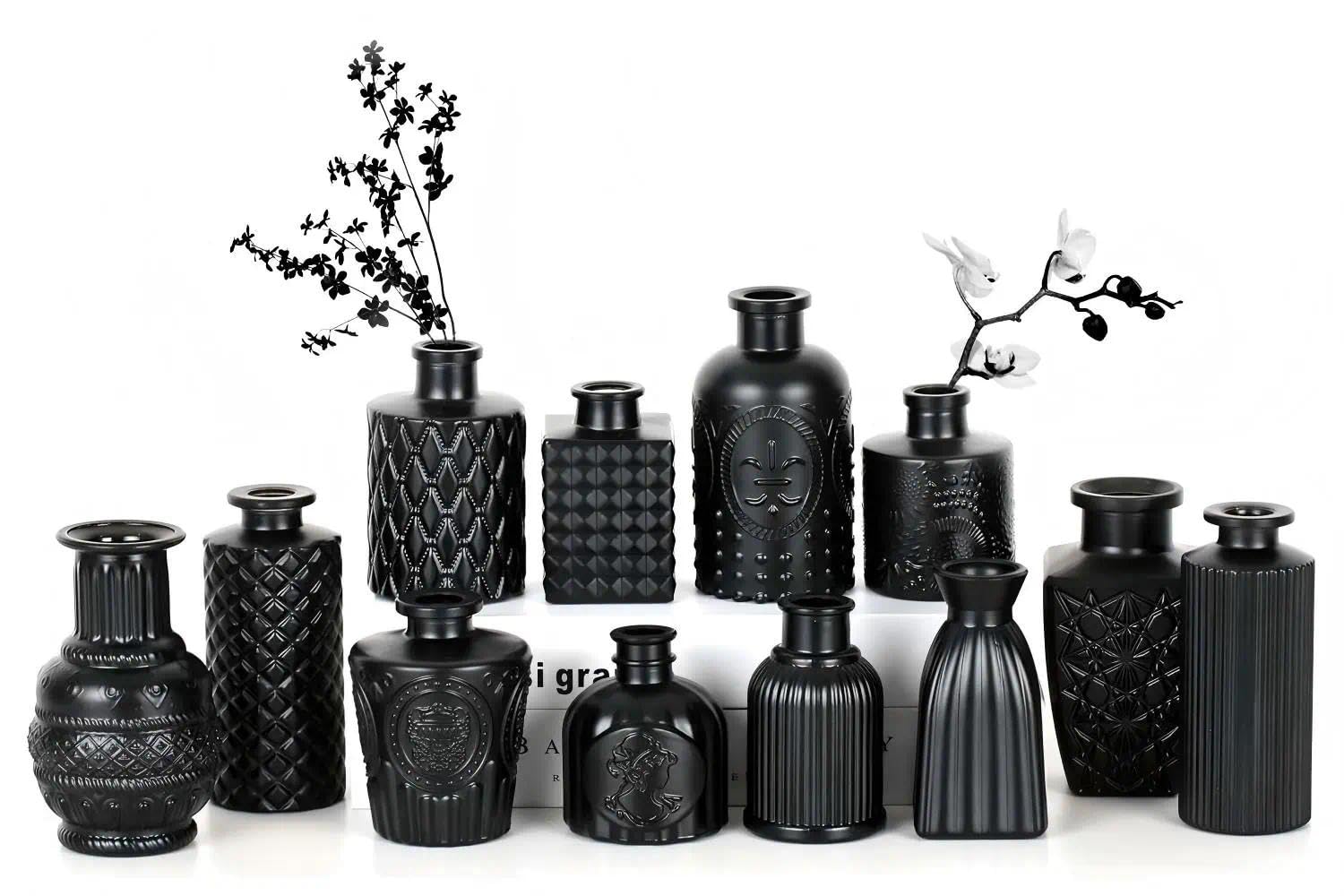 Sawoake Mini Bud Vases As Wedding Centerpieces for Tables,Clear Bud Vases for Flowers,Small Flower Vases Suitable for Birthday Party,Anniversary,Wedding Reception,Baby Shower (Matt Black, 12PCS)