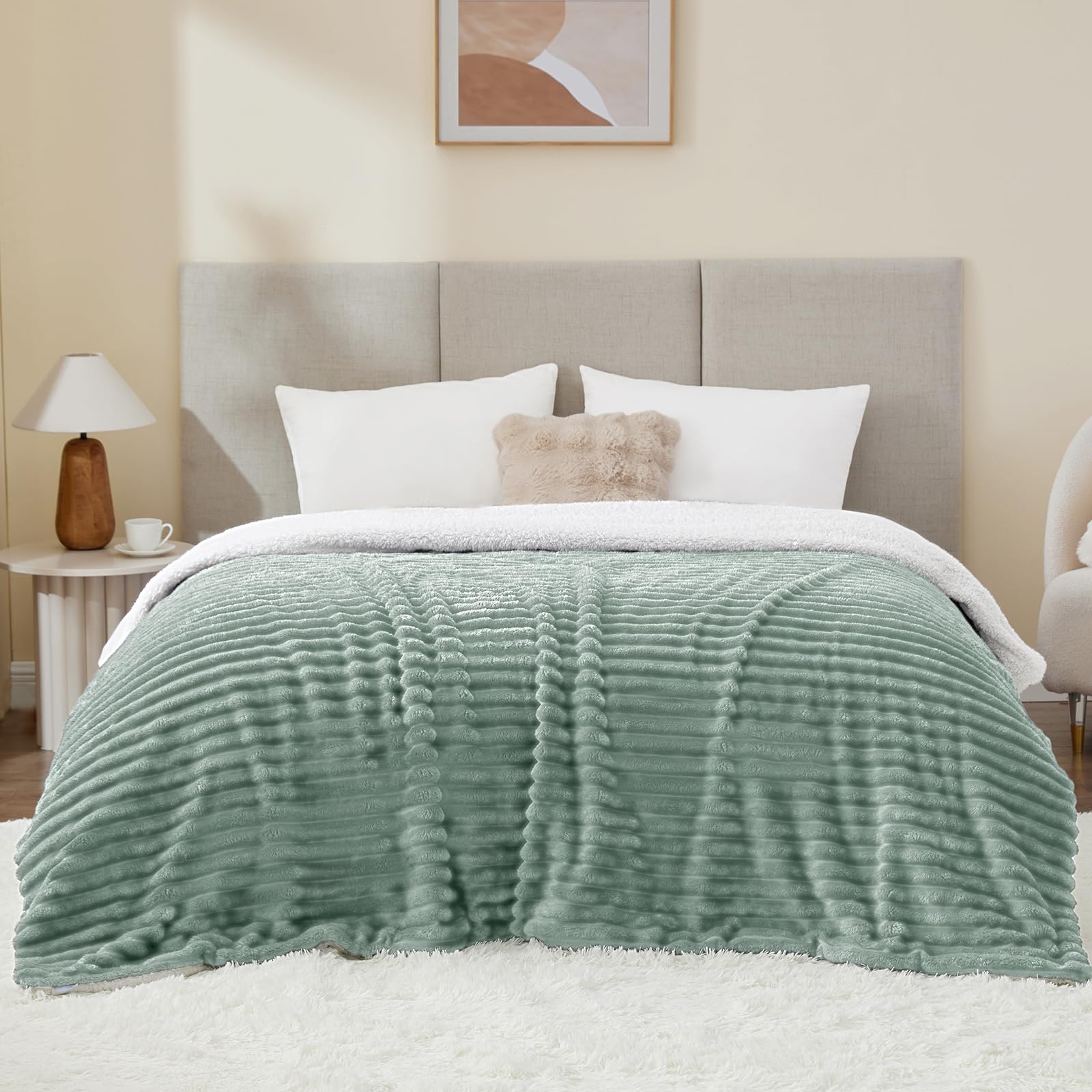WAVVE Manta Sherpa Franela Reversible para Cama 135/150, Manta Polar con Cordón para Sofá, Grande 240 x 220 cm, Sobrecama Suave, Caliente, Transpirable para Invierno(Verde Claro)