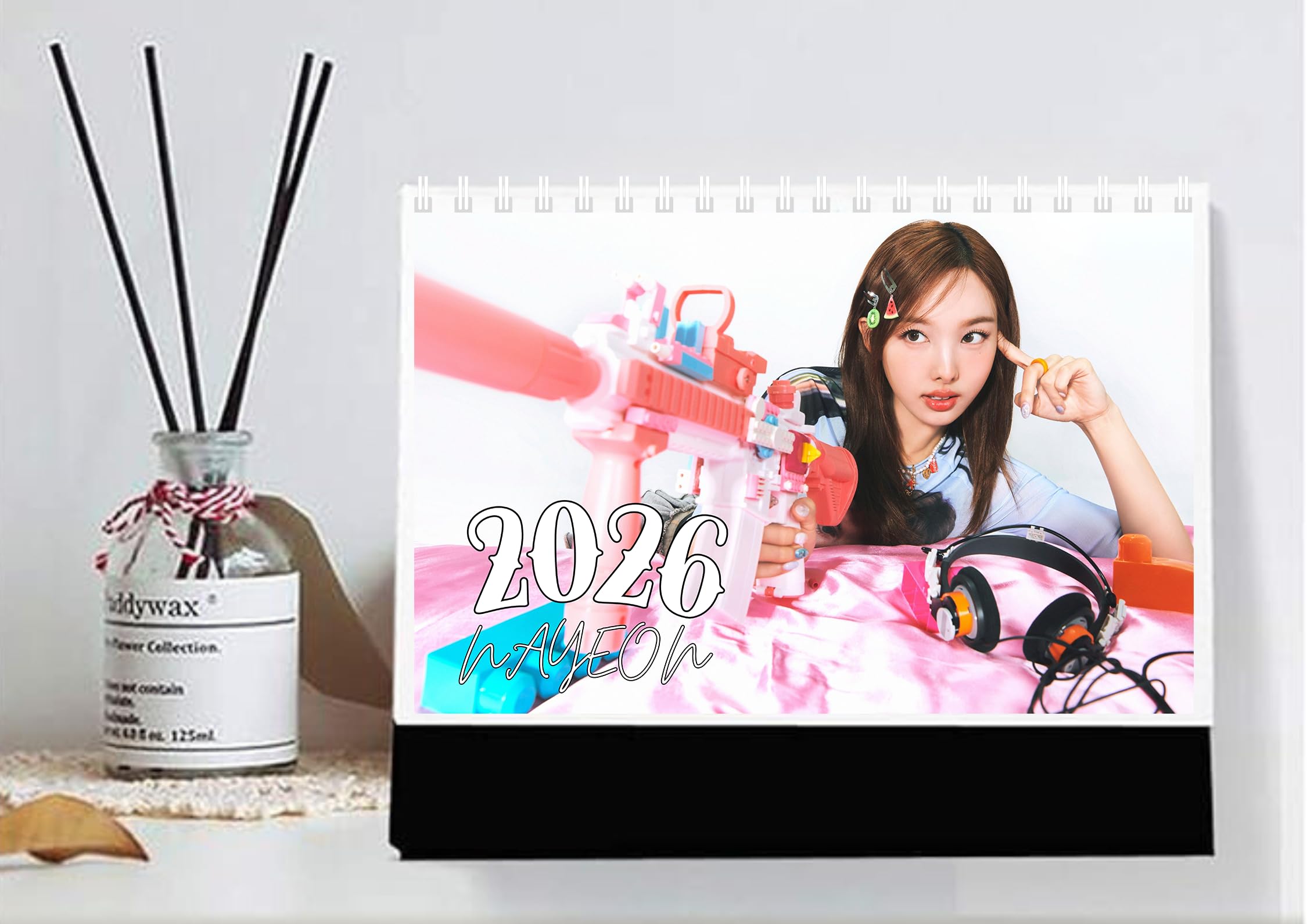 Amazon.co.jp: TWICE ナヨン 日本仕様 2026年 卓上カレンダー A5サイズ