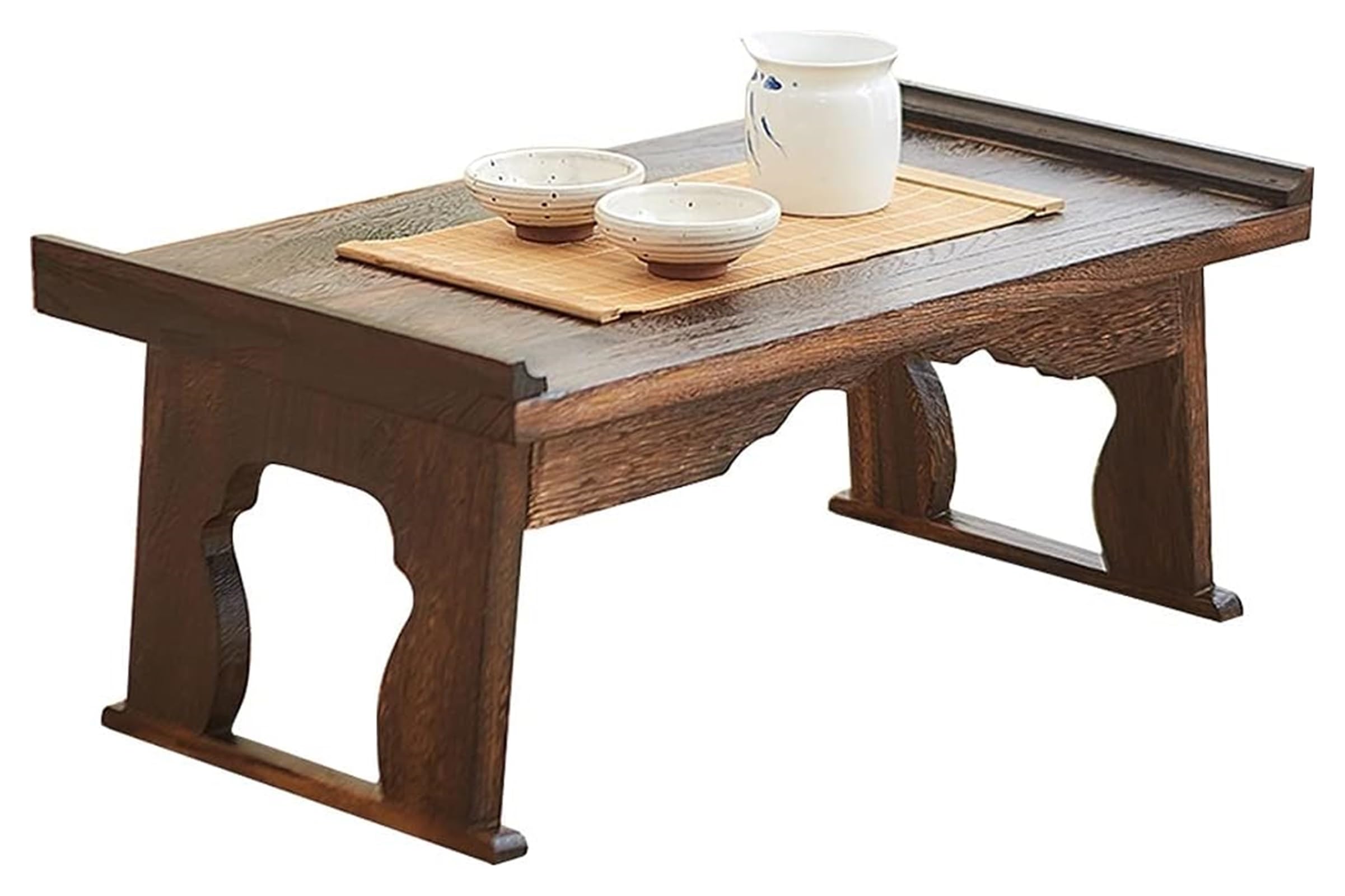 Table basse vintage pliable pour optimiser l'espace des petits salons