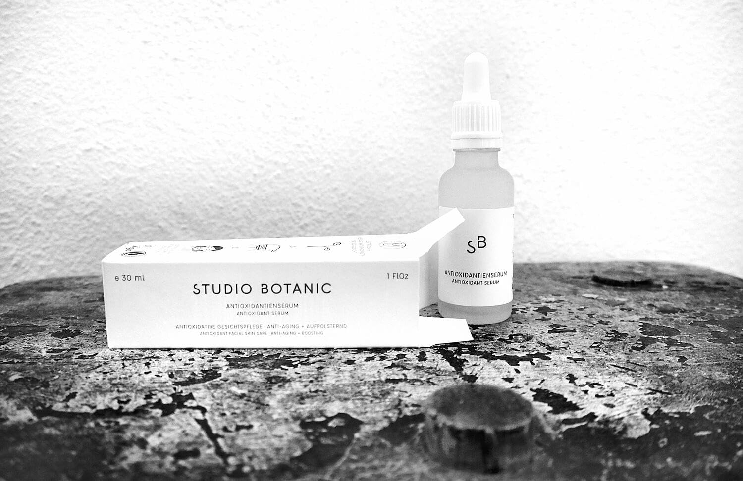 Studio Botanic Antioxidantienserum – antioxidative Gesichtspflege mit BIO-Granatapfel und Grüner Tee Extrakt – 30 ml Pipettenglasflasche – 100% Rein Natürlich – Zertifizierte Vegane Naturkosmetik