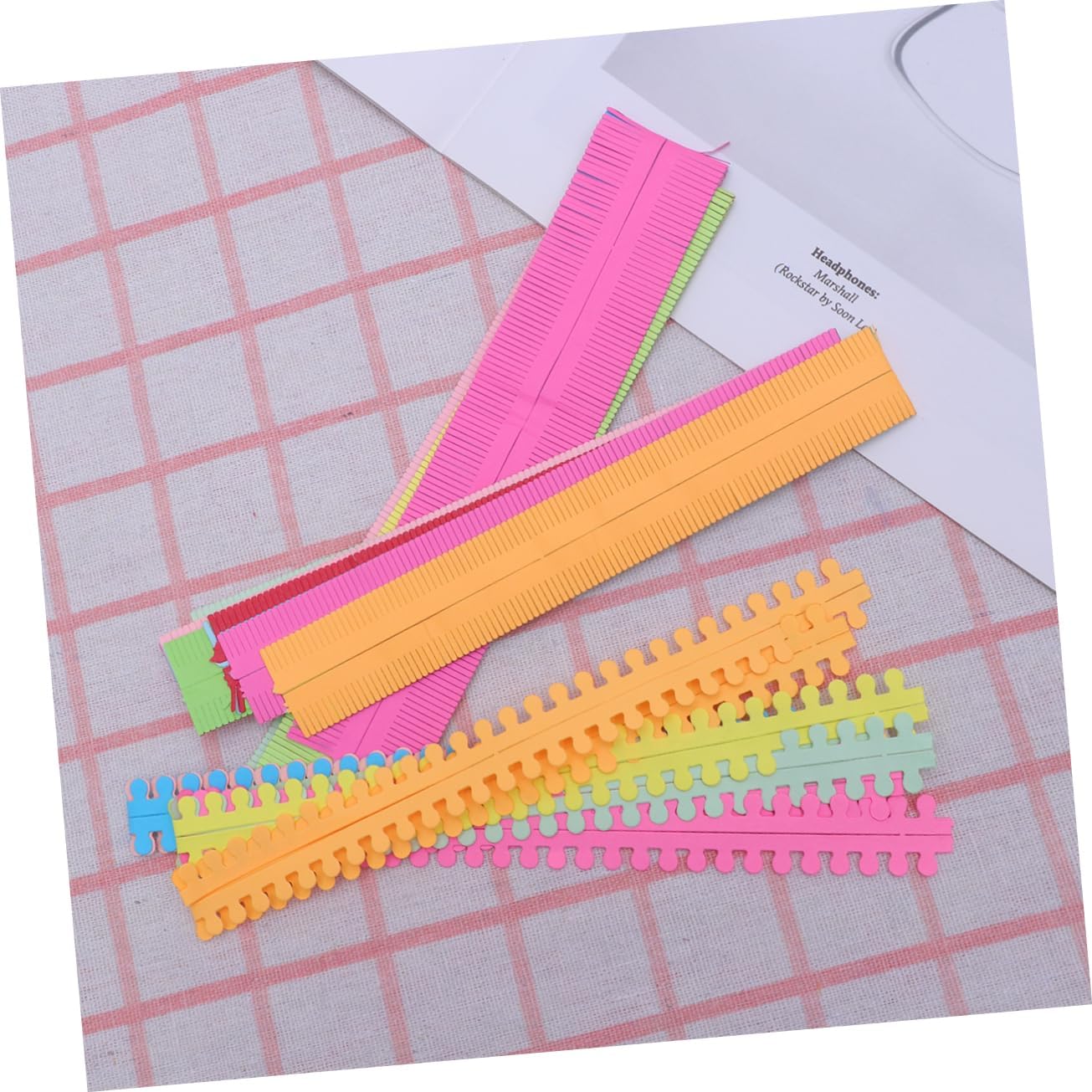 SHINEOFI 8bags Handmade Colorful Paper Quilling Strips Kit for Crafts Includes Various for Creative Decoration for Parties and Weddings