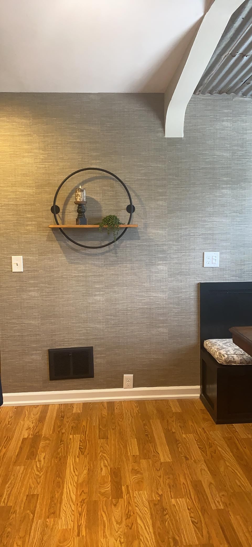 8/mo Finance NuWallpaper NUS2215 Wheat Grasscloth Peel & Stick