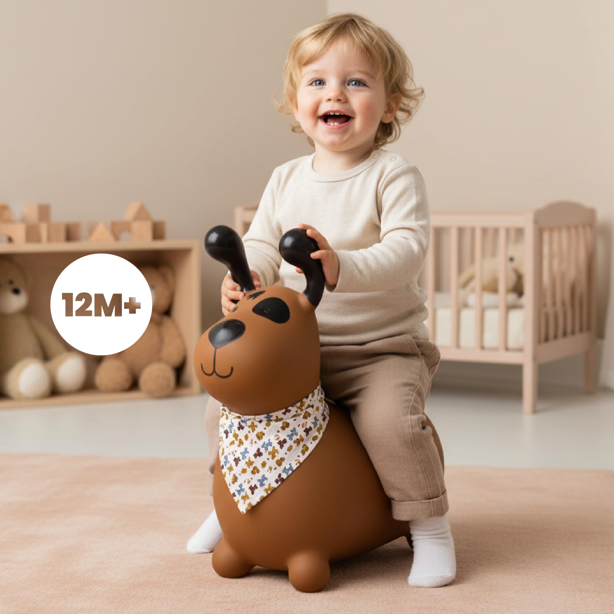 sun baby Saltador Hinchable para Niños hasta 45 Kg sin BPA, de 1 año, Pelotas saltarinas para niños (Perro marrón con Bandana)