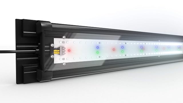 Foto 4 de 5 de Juwel Aquarium Luz para acuario HeliaLux Spectrum