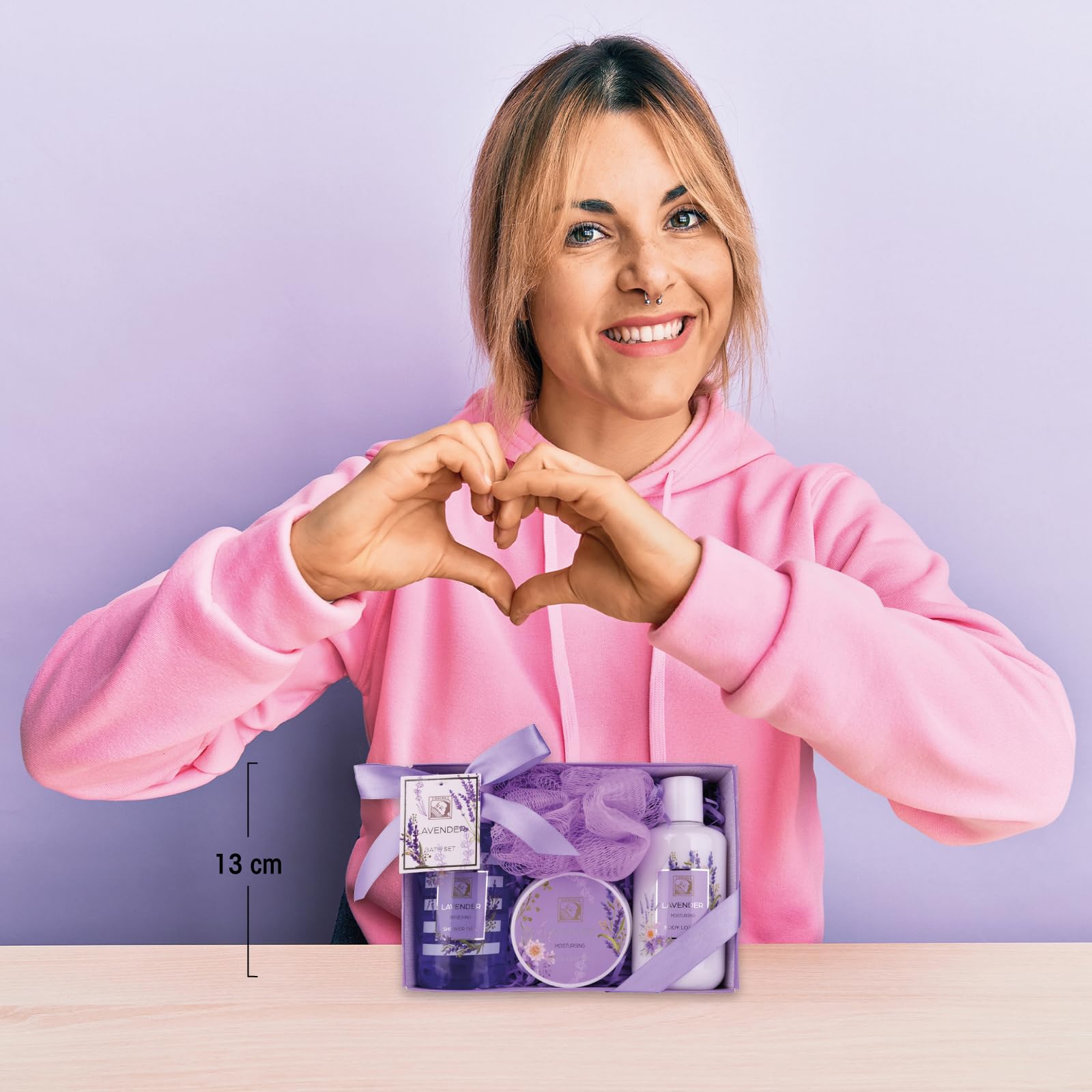 Accentra - LAVENDEL Shower Set for Women in Cute Box - 4 Piece Shower Set with Shower Gel, Body Lotion, Body Butter and Net Sponge - Valentine's Day Gift for Mother's Day — view 7