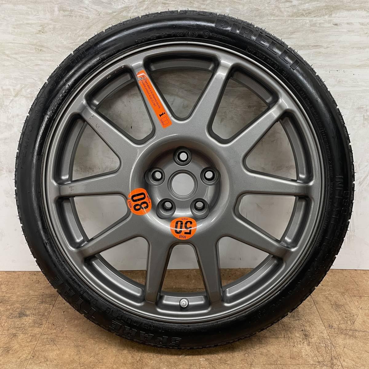 Amazon.co.jp: 品Ferrari フェラーリ 純正 スピードライン 19インチ 