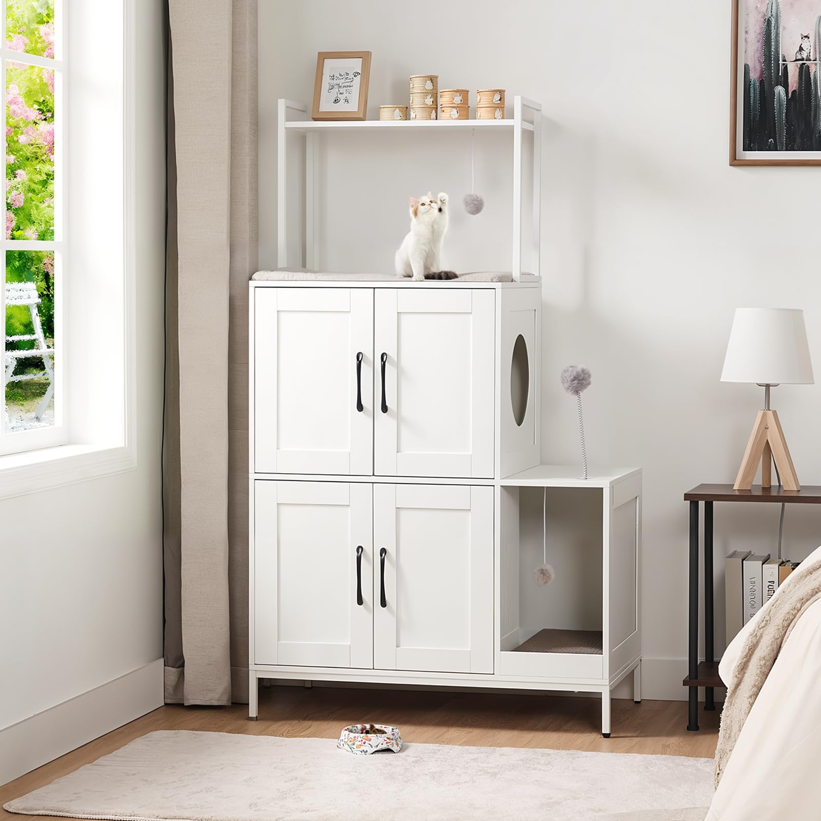 HOOBRO Maison de Toilettes pour Chats, Meuble pour Animaux avec Rangement et Étagère, avec 2 Boules en Peluche Suspendues et 1 Balle de Jeu, Litière pour Chats d'Intérieur, Blanc EWT78MW01
