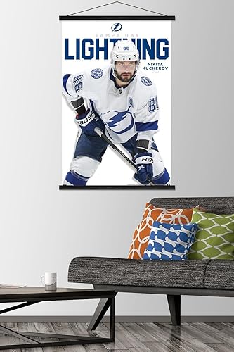 Miniatura 8 de Trends International NHL Tampa Bay Lightning - Póster de pared de la serie 23 de Nikita Kucherov, 22.37 x 34.00 pulgadas, paquete de impresión