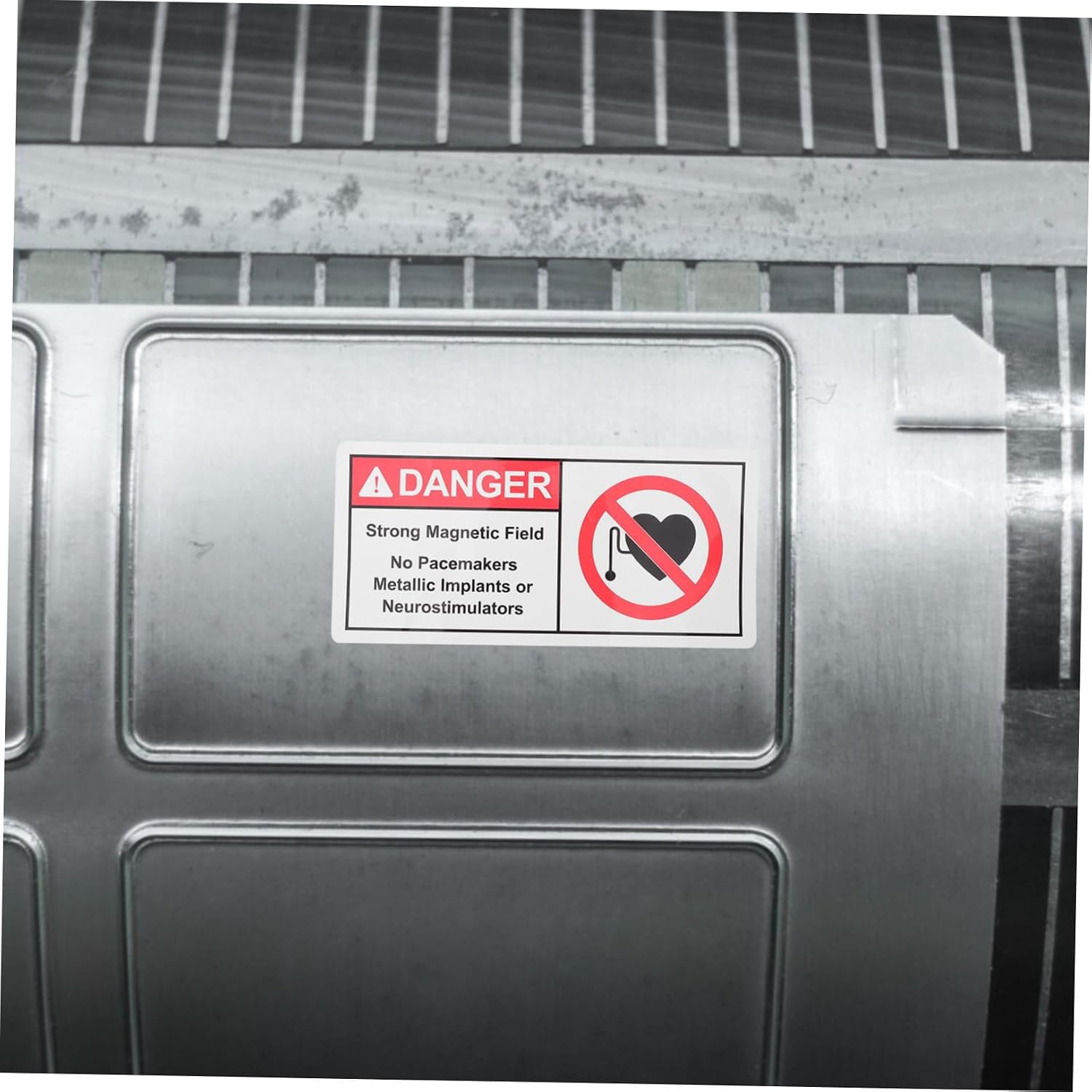 PRETYZOOM Magnetic Field Sticker Caution No Sign Self-adhesive Safety Decal for Hospitals