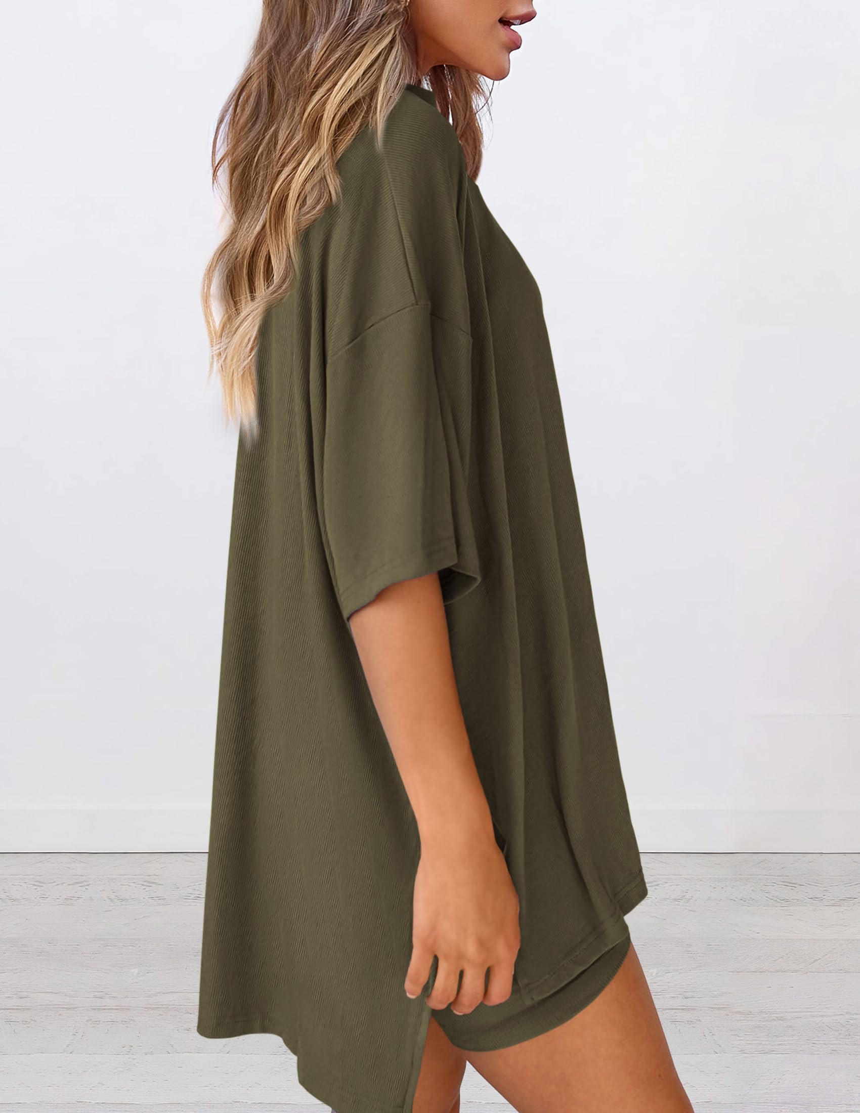 Zweiteiler Damen Sommer Oversize Shirt Radlerhose Set Casual Flughafen Reiseoutfit
