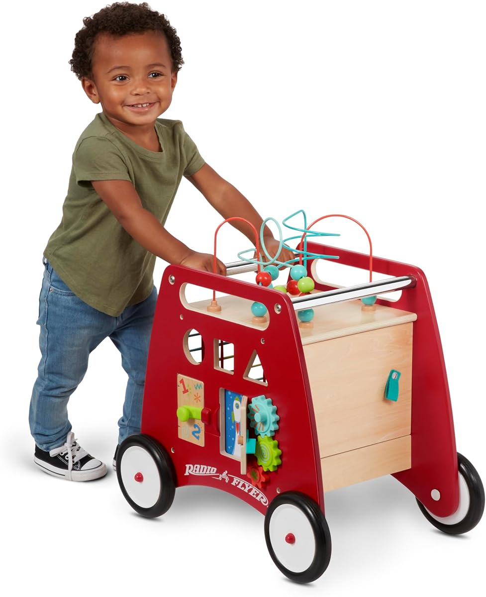 Radio Flyer Deluxe Push & Play Cube Walker, juguete andador para edades de 1 a 3 años