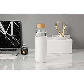 veegoal 25 Oz Borosilicate Glass Water Bottles with Bamboo Lid, BPA-FREE, Non-Slip Silicone Sleeve, and Stainless Steel Leak Proof Lid - Reusable Glass Bottle for Men and Women