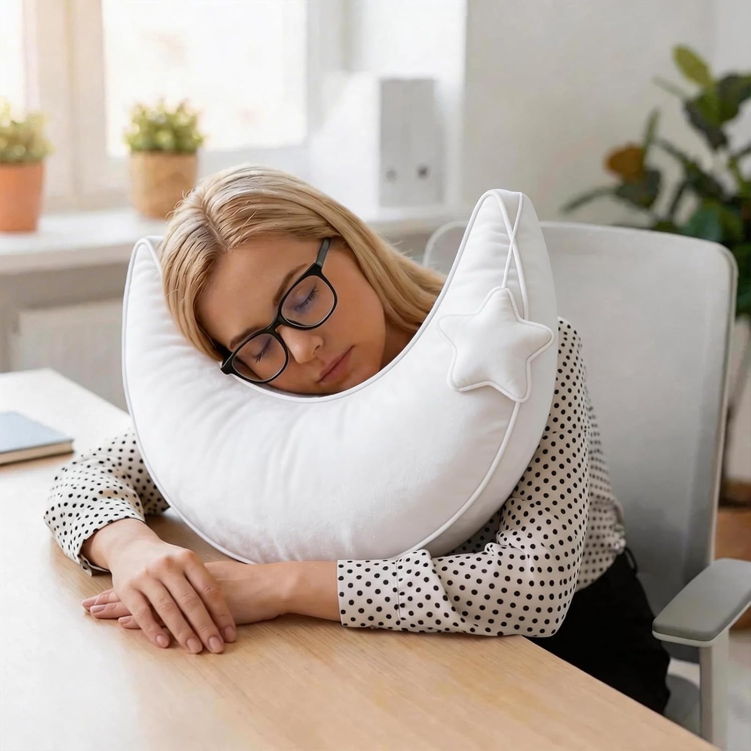 Moon Pillow Decorative Throw Pillows with Soft Faux Velvet for Couch Cute Cushion for Bedroom Office White