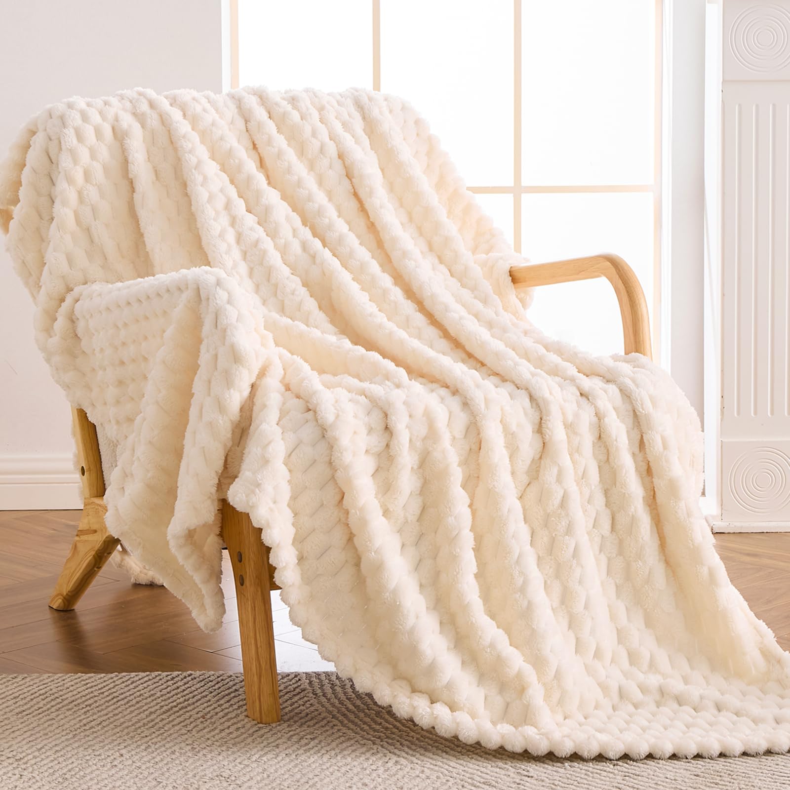 Vielit Kuscheldecke Flauschig 220x240 cm – Ultraweiche Fleecedecke für Couch & Sofa, Warme Wohn- & Kuscheldecke, Leichte Sofadecke, Gemütliche Couchdecke, Atmungsaktiv & Pflegeleicht Decke Schwarz