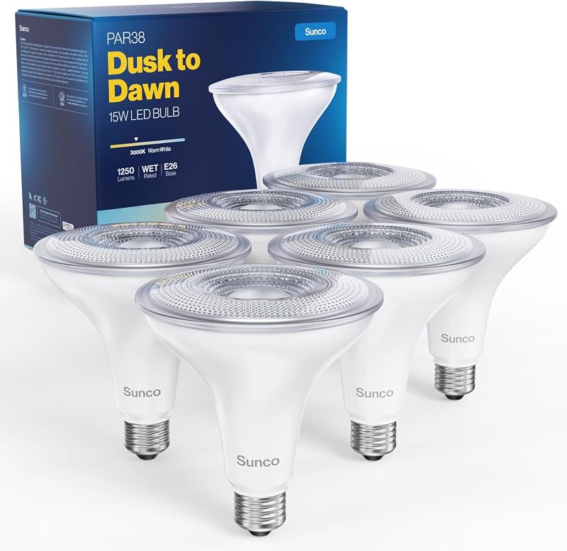 Sunco Paquete de 6 bombillas LED PAR38, E26, de atardecer a amanecer, 15 W = 120 W | 1250 lm, luz blanca cálida de 3000 K, sensor de fotocélula, reflector para exteriores con clasificación húmeda, seguridad, patio trasero, garaje, luz empotrada para latas