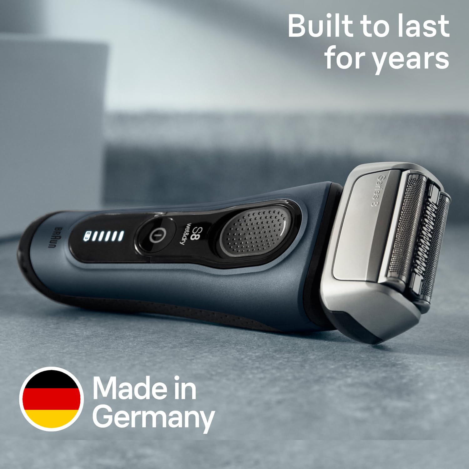 Amazon | Braun Series 8 Pro 8513s 男性用電気シェーバー - 充電式