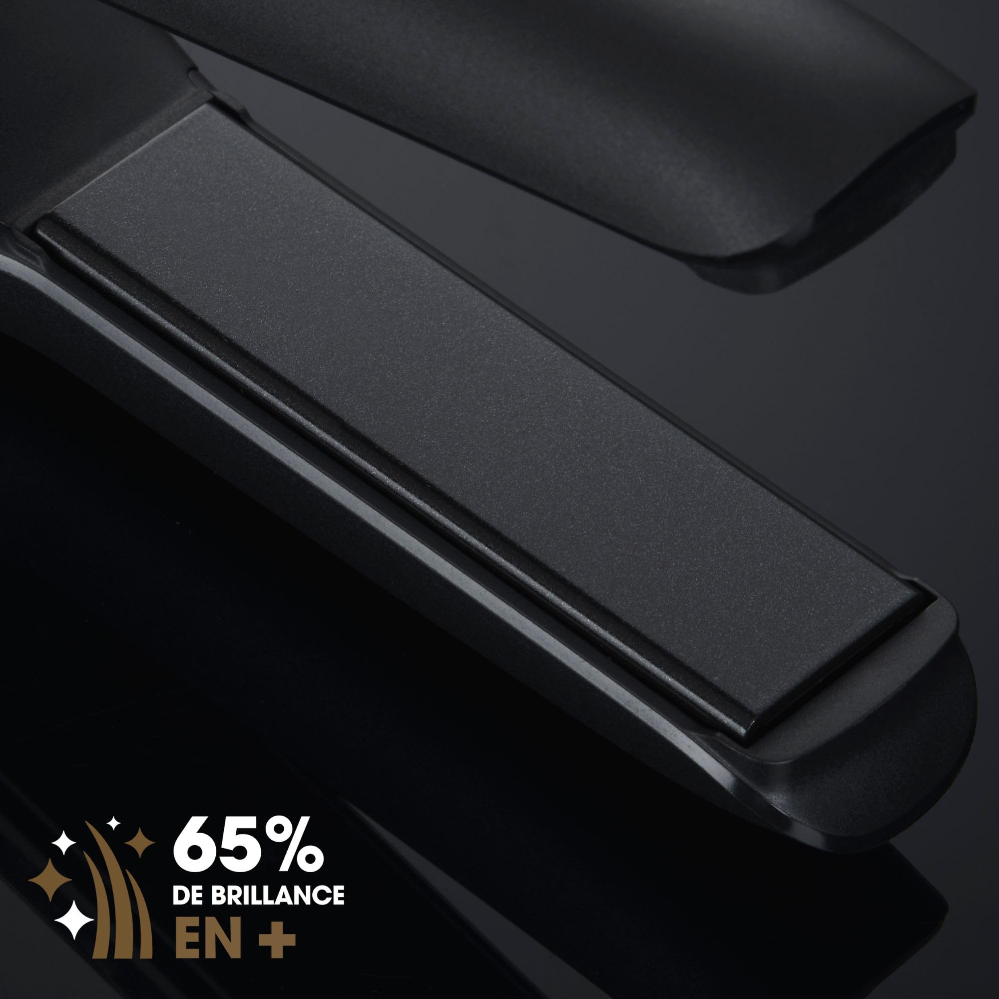 ghd - Lisseur cheveux ghd unplugged - Fer à lisser professionnel sans fil - Idéal pour retouches coiffures n'importe où. Cheveux 65% plus brillants. Sans chaleur extrême. Tous types cheveux