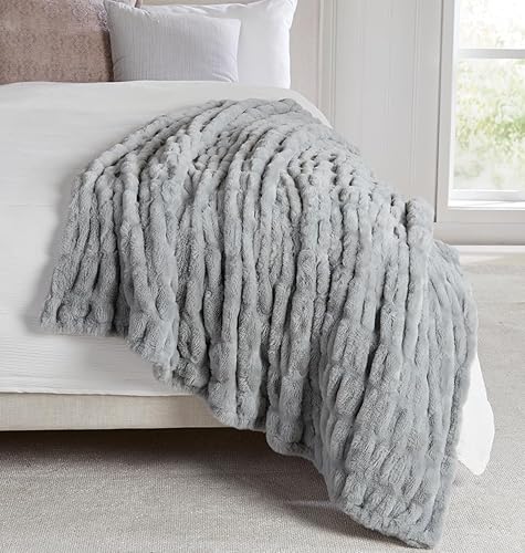 Springtree Home | Luxury Plush Throw Blanket | Grey Throw