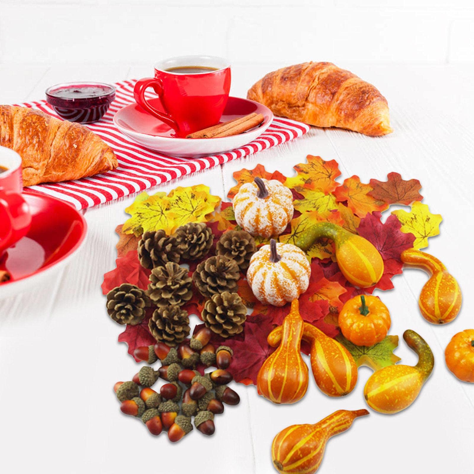 Decorazioni autunnali per Ringraziamento, pigne artificiali di zucca per foglie di ghiande e bacche, kit di decorazione per feste di Halloween