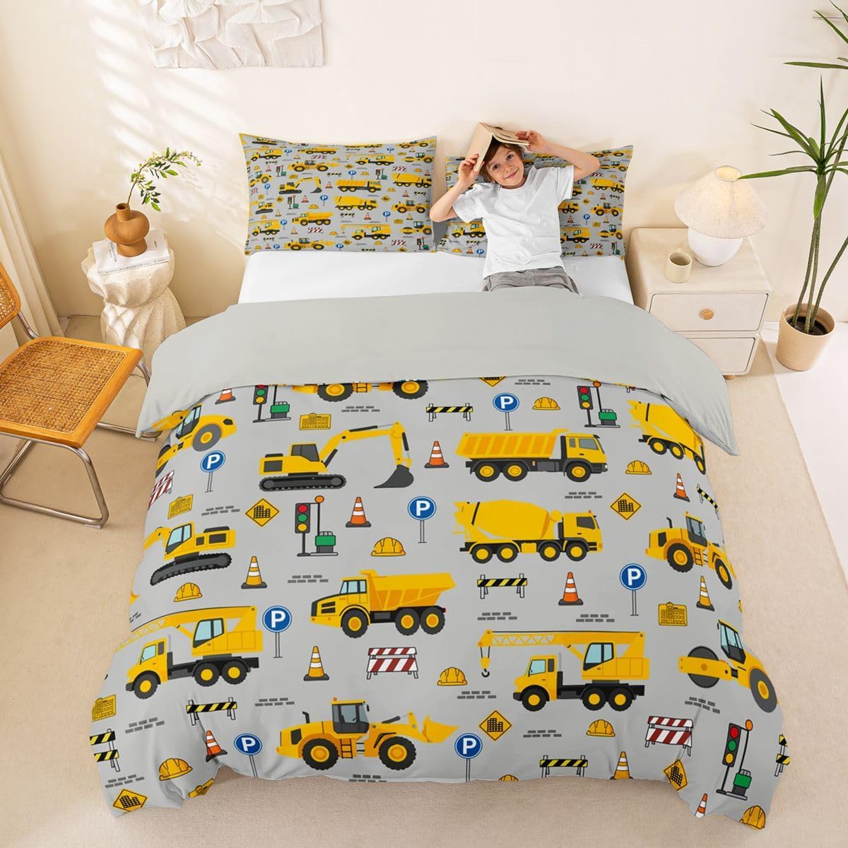 jejeloiu Trucks Excavator Duvet Cover Toddler Size Cartoon Construction Car Bedding Set for Boys Girls Yellow Tractors Print Comforter Cover Cute Cars Bedroom Decor 2Pcs