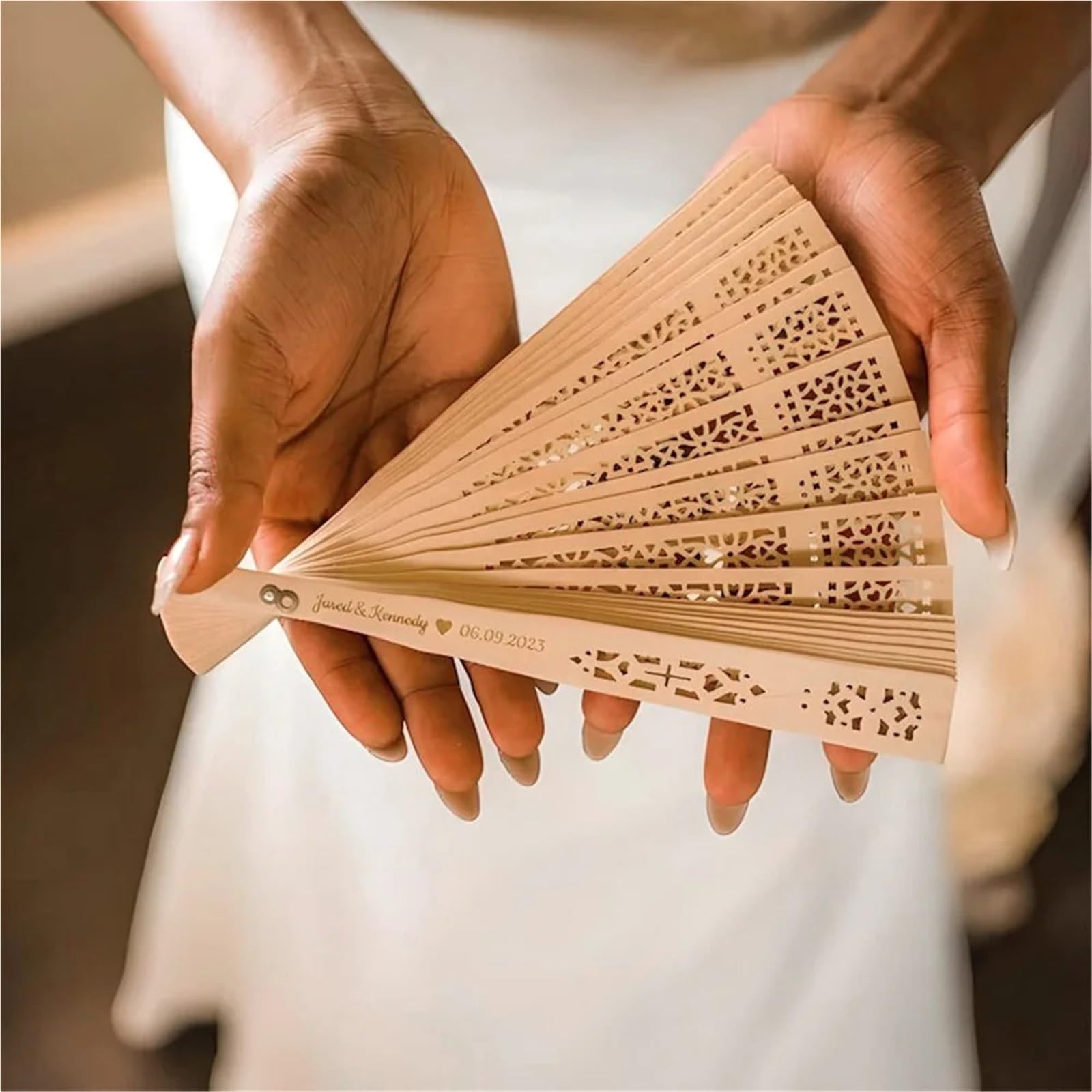 Fächer für Hochzeitsgäste, 50 Stück, personalisierte Holzfächer für Hochzeit, Party, Geschenke, Babyparty, Dekoration, Zubehör, zusammenklappbar, für Gäste