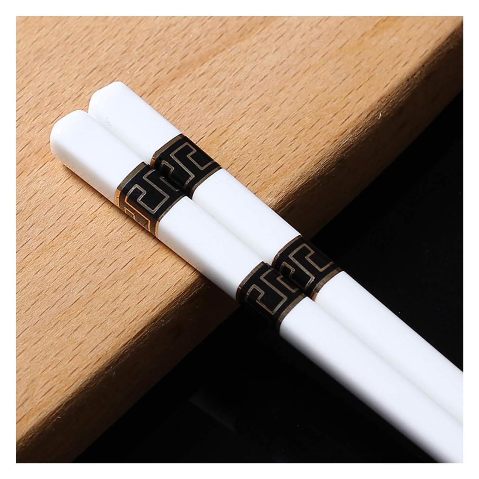 Jeu de baguettes, Premium 5 paires, réutilisables au lave-vaisselle, idéal for les sushis, ramen, riz, nouilles et plus encore, 9,6 pouces, blanc W(X)